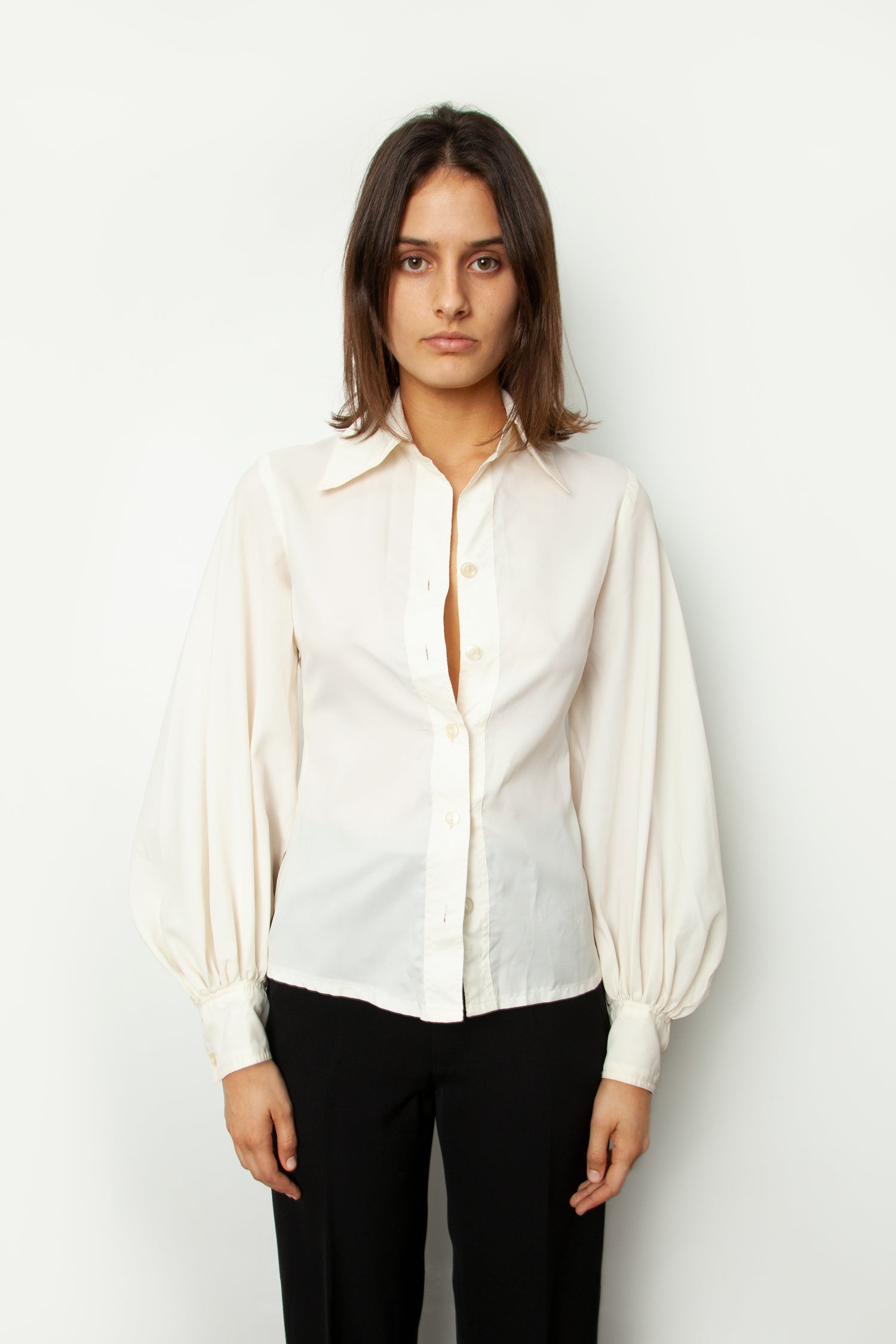 BISHOP SLEEVE BLOUSE