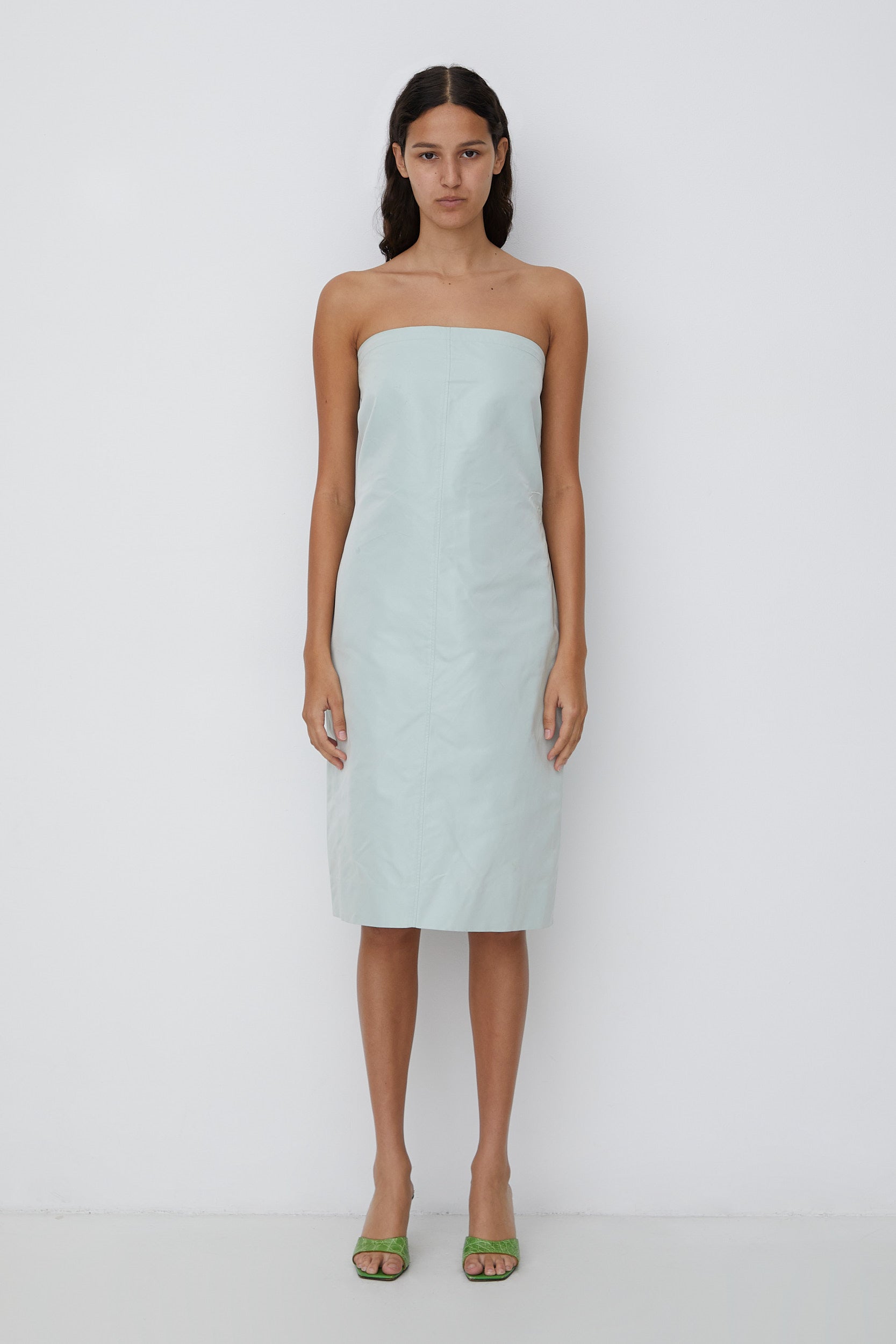 SPRING 2001 CALVIN KLEIN COLLECTION RUNWAY DRESS | olivialilalahood SPRING 2001 CALVIN KLEIN COLLECTION RUNWAY DRESS | olivialilalahood