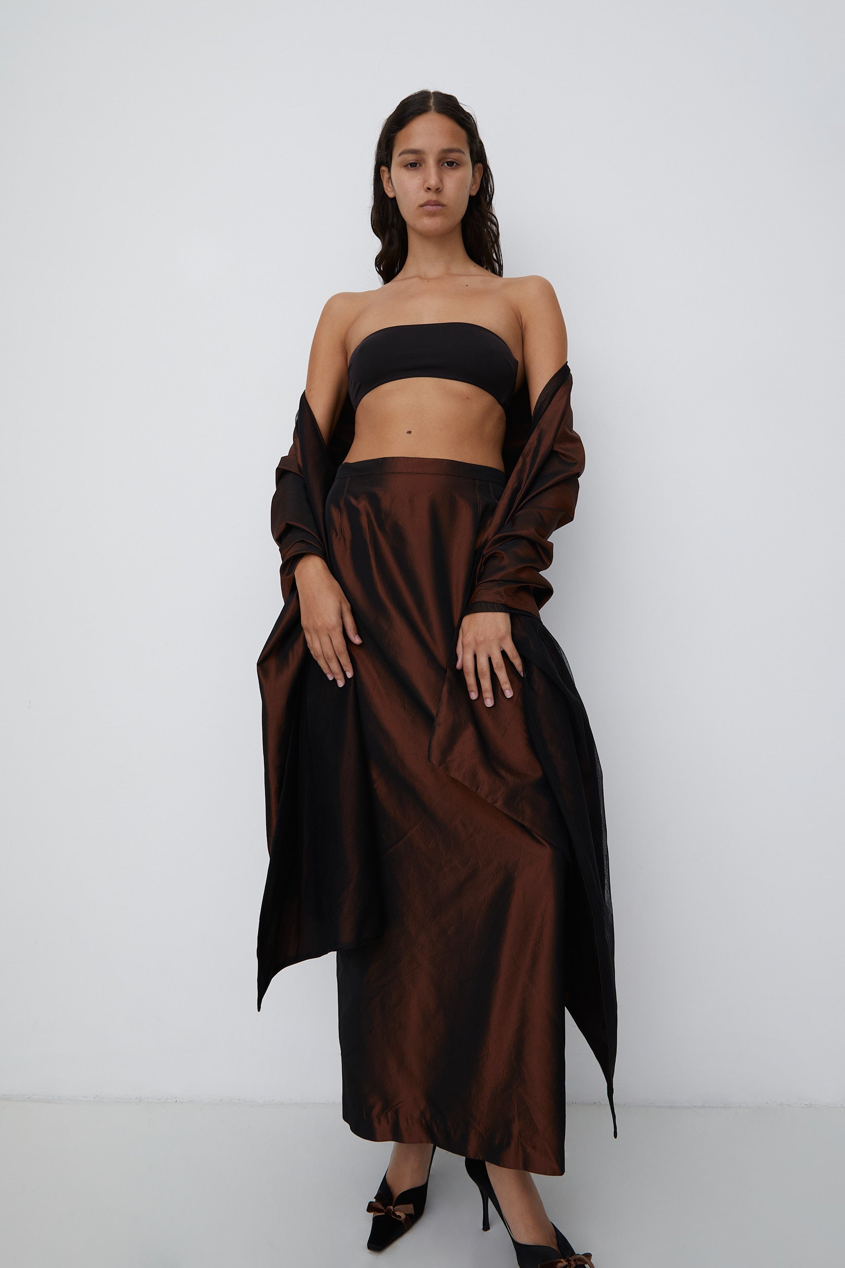 SHOT SKIRT AND SHAWL