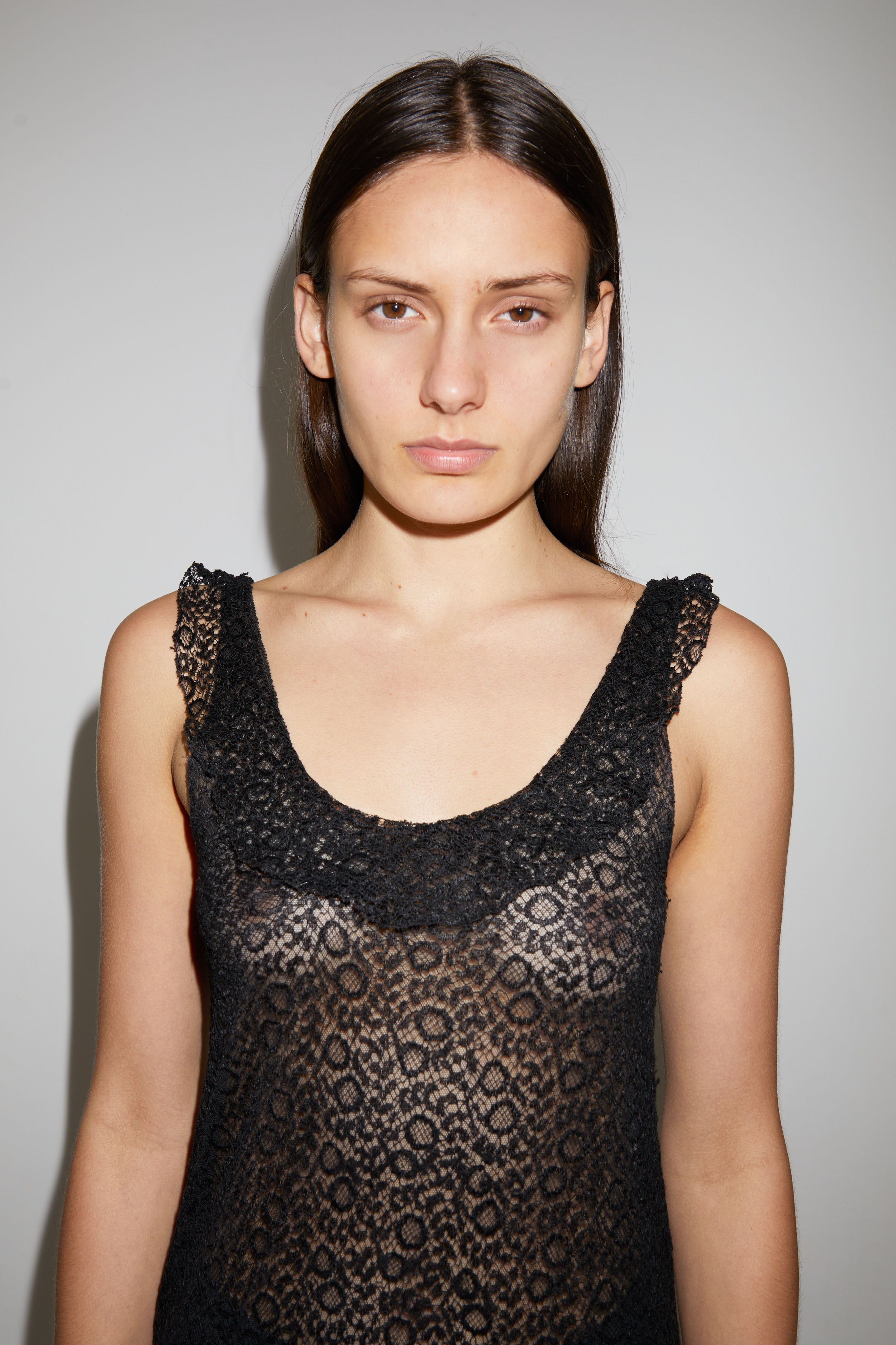 1930’S LACE DRESS