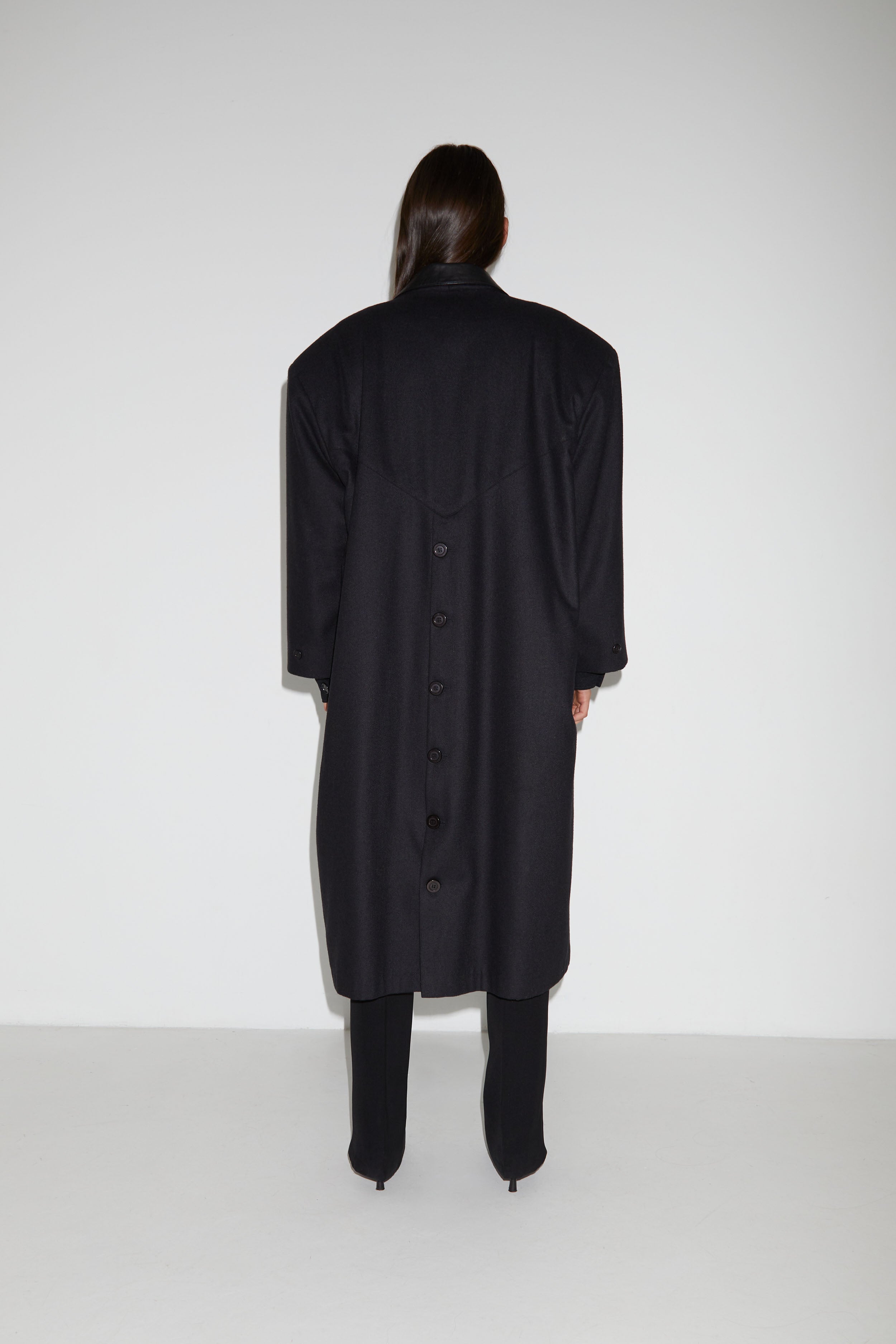 WOOL COAT