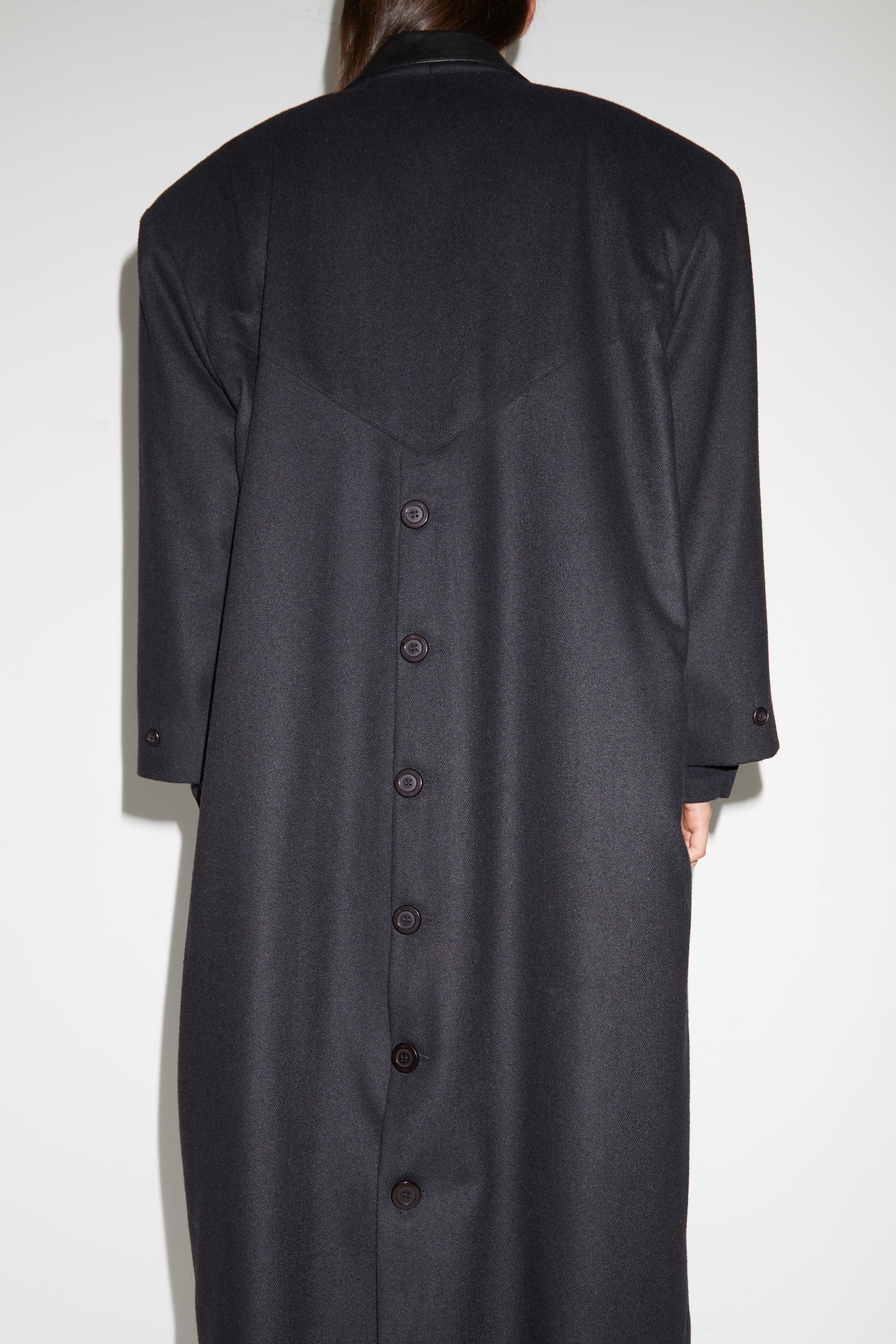 WOOL COAT