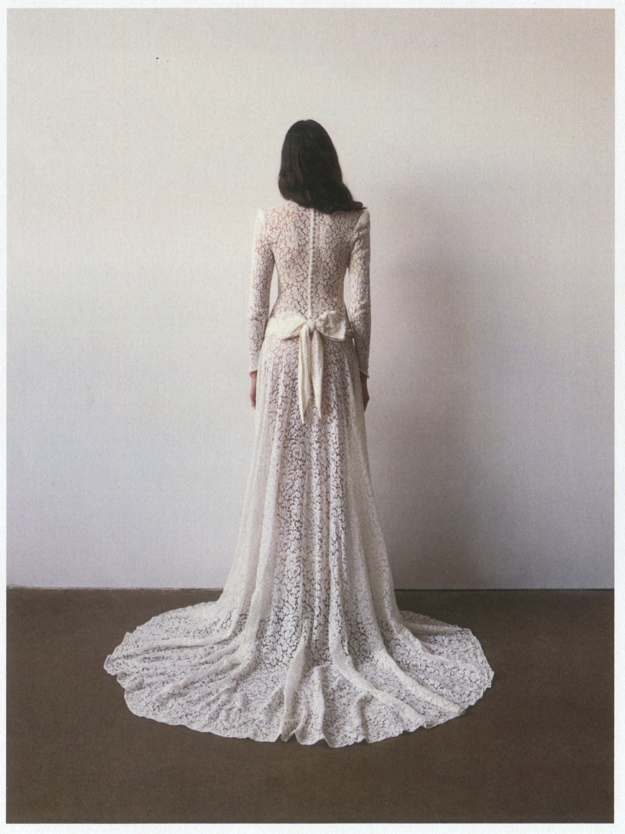 1930S LACE WEDDING GOWN