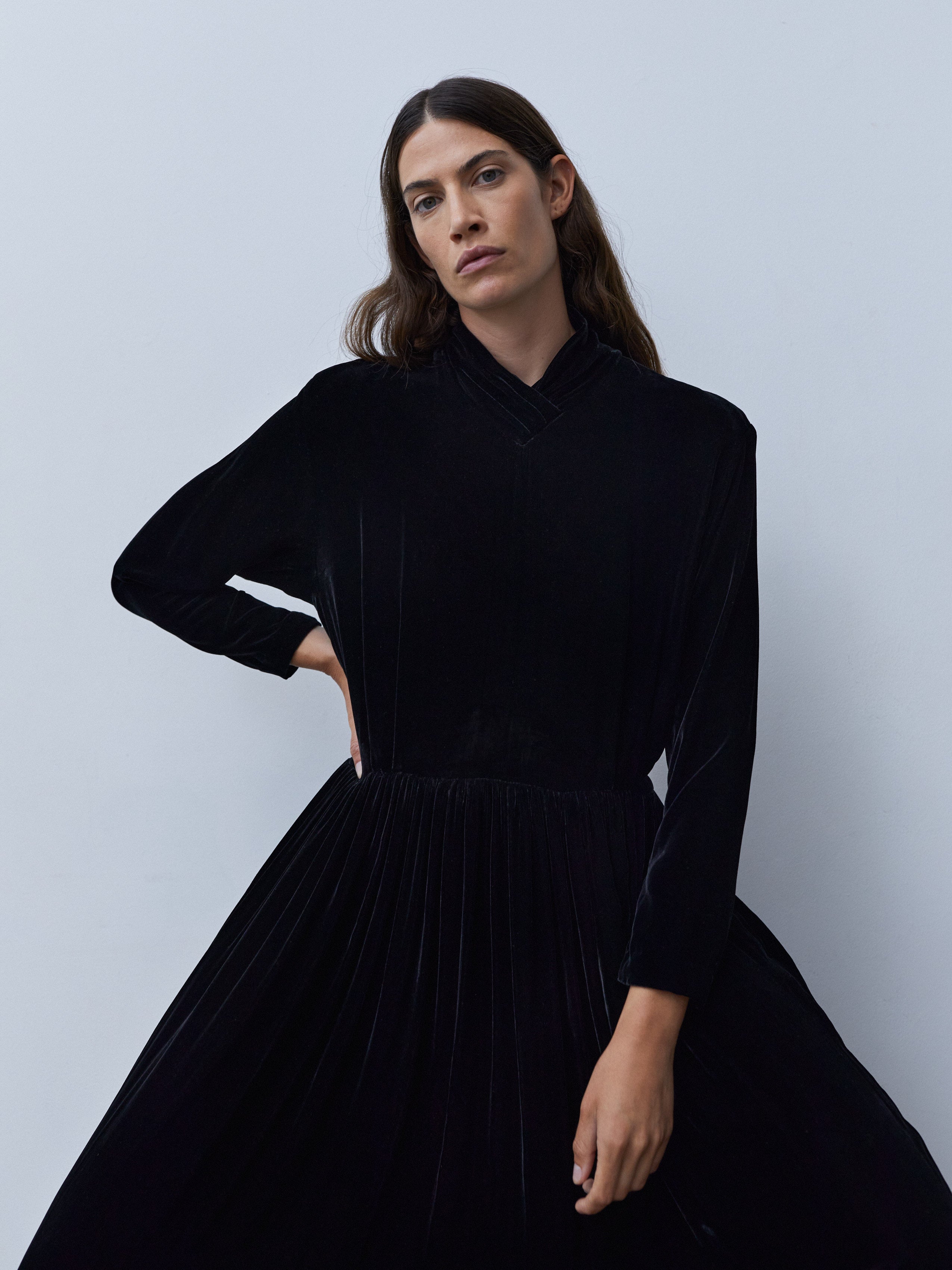 CALVIN KLEIN 1980s VELVET DRESS