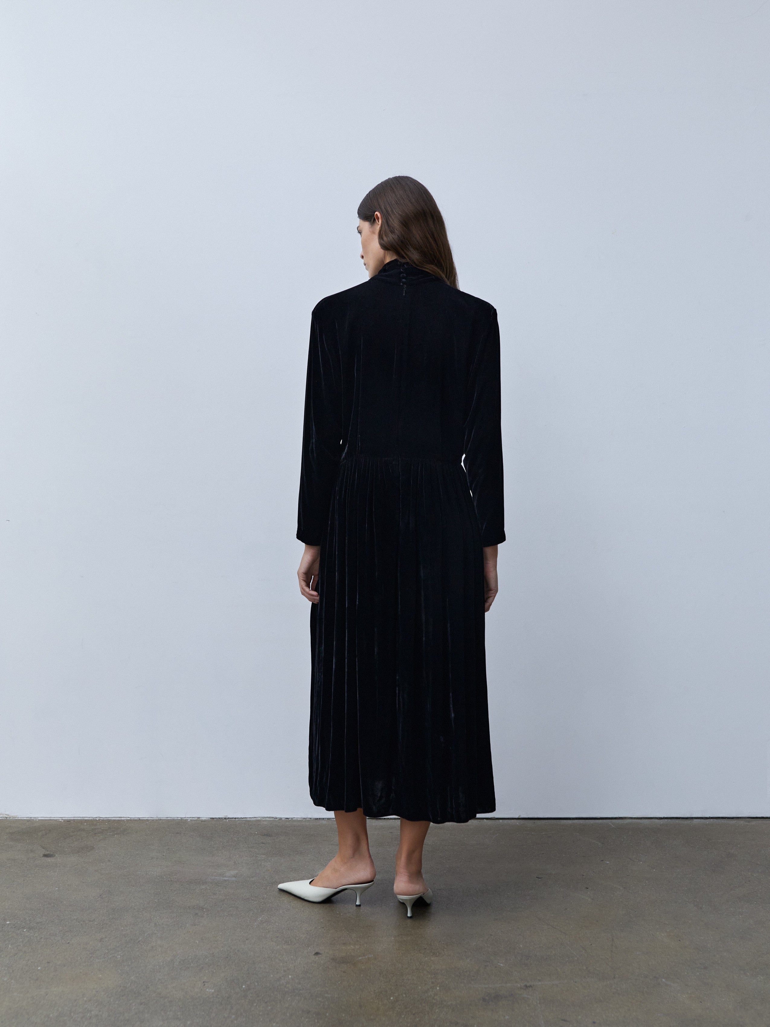 CALVIN KLEIN 1980s VELVET DRESS