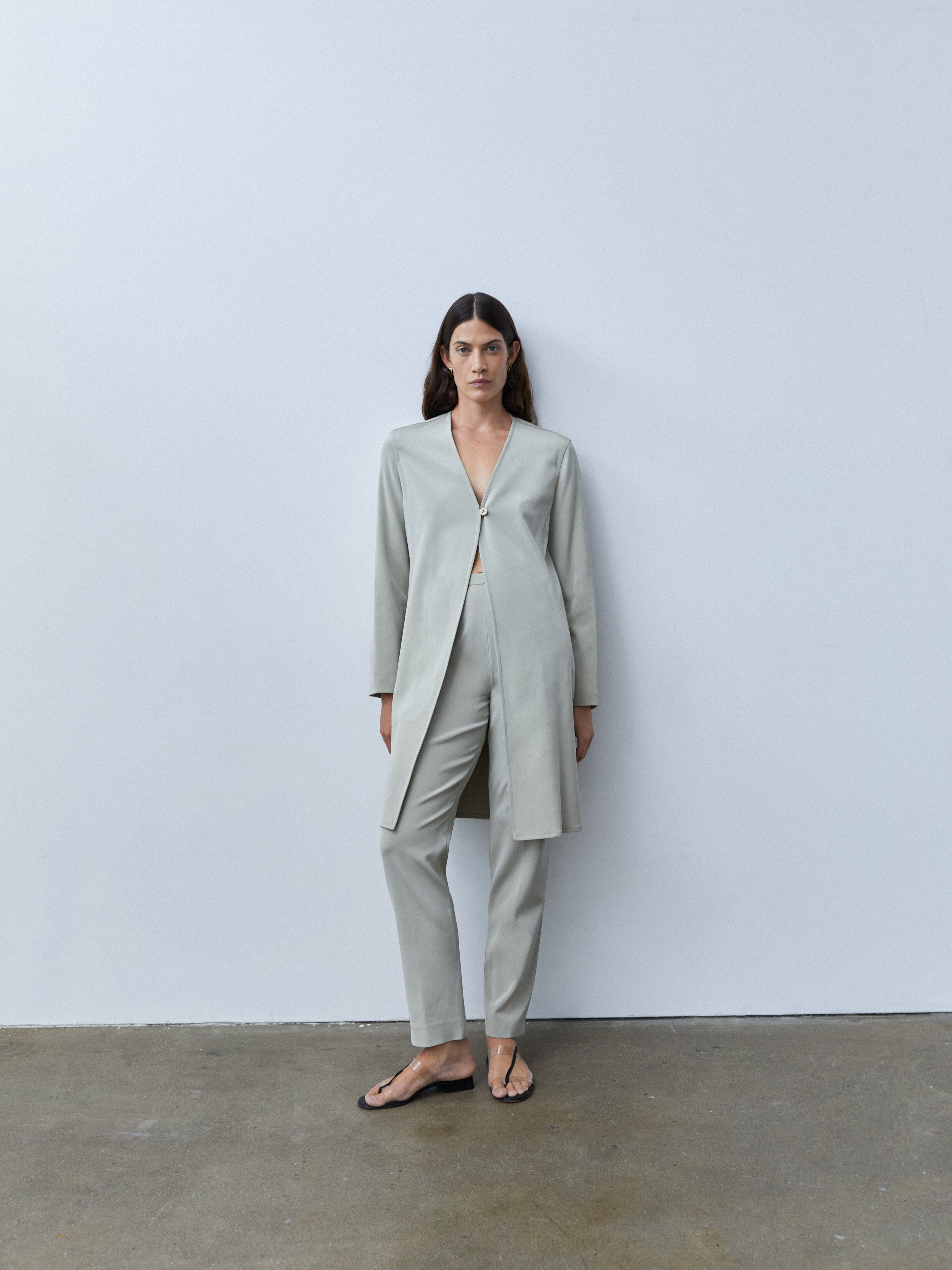 DONNA KARAN SILK SUIT