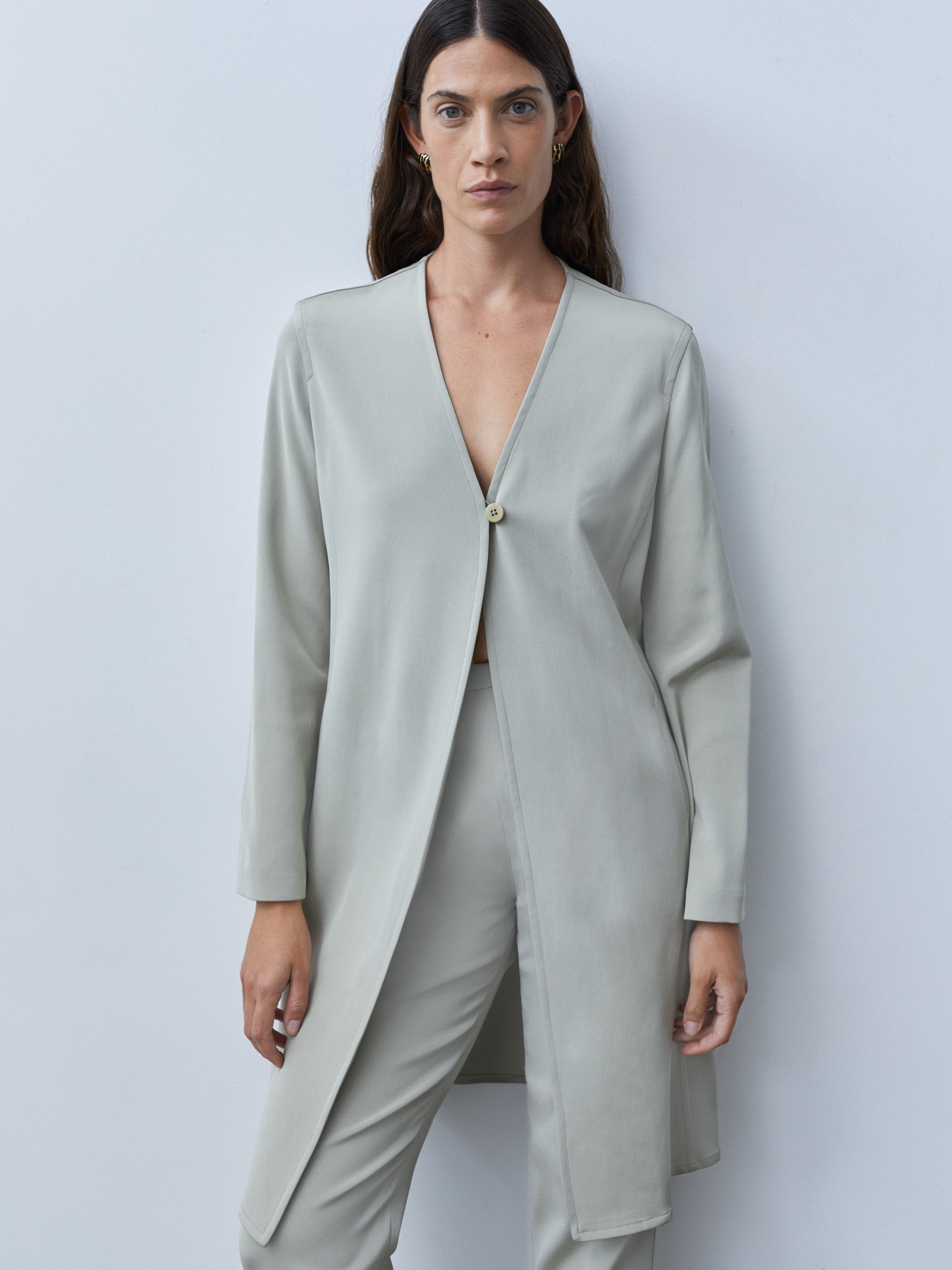 DONNA KARAN SILK SUIT