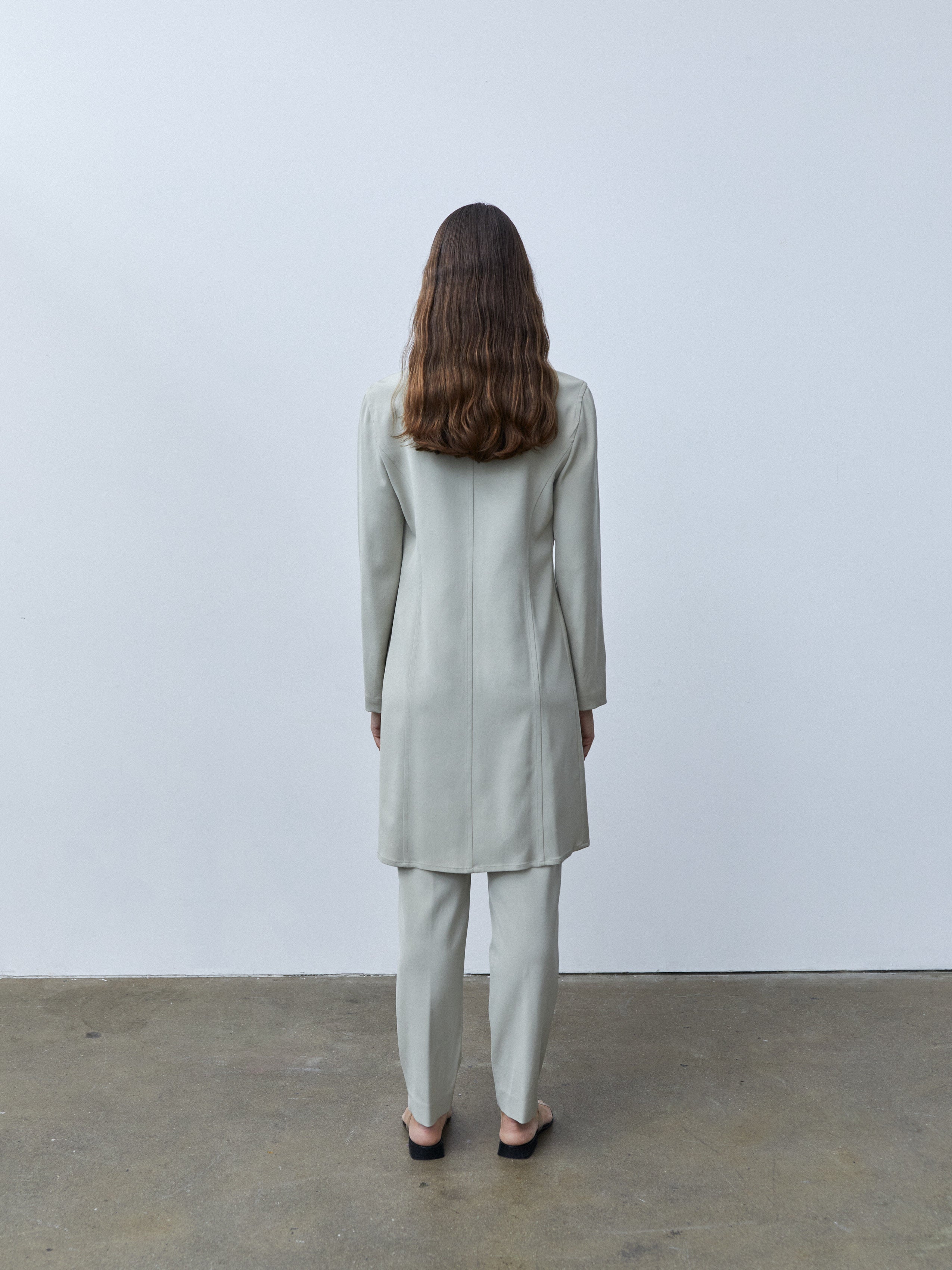 DONNA KARAN SILK SUIT