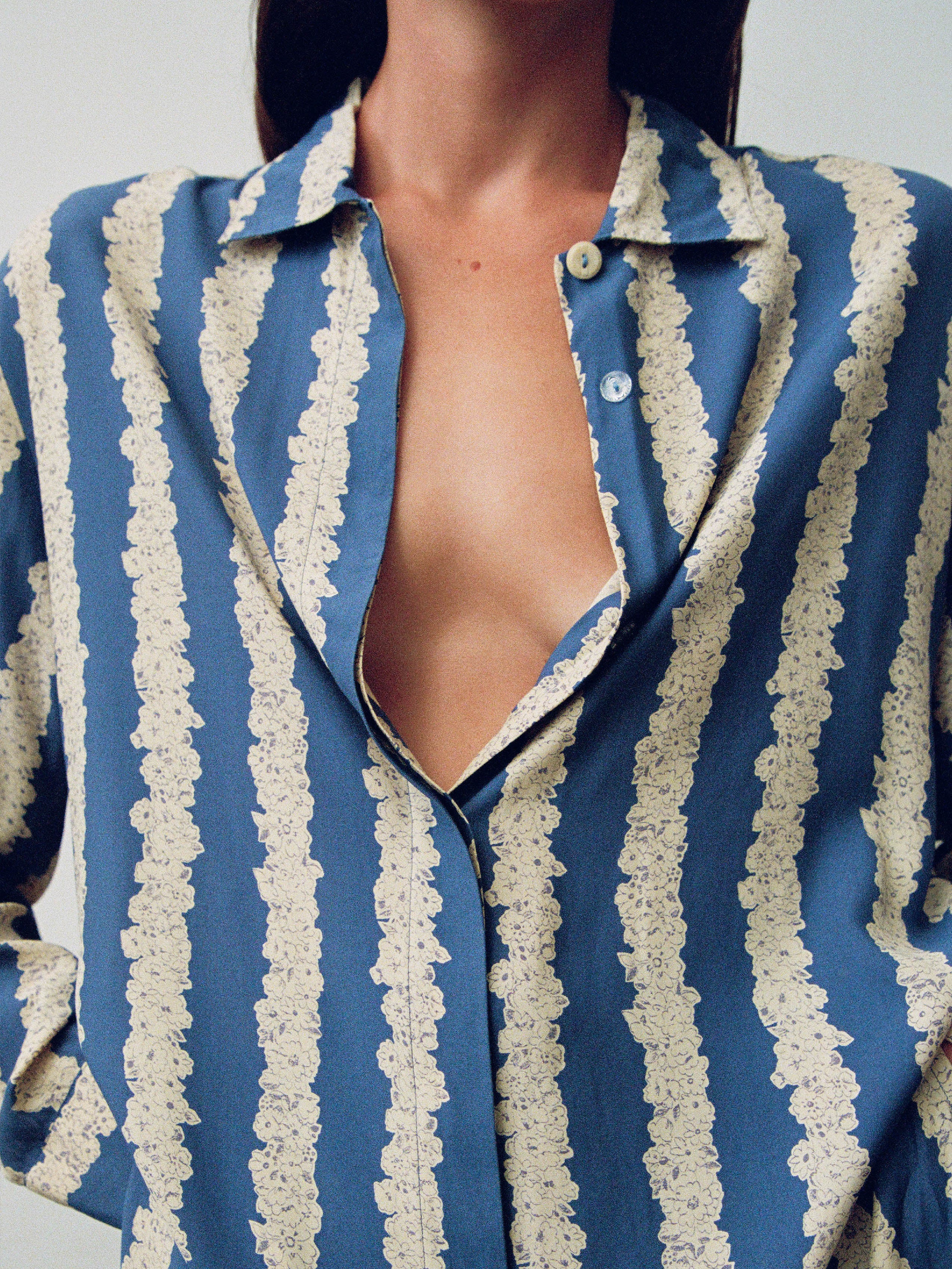 LEI SHIRT
