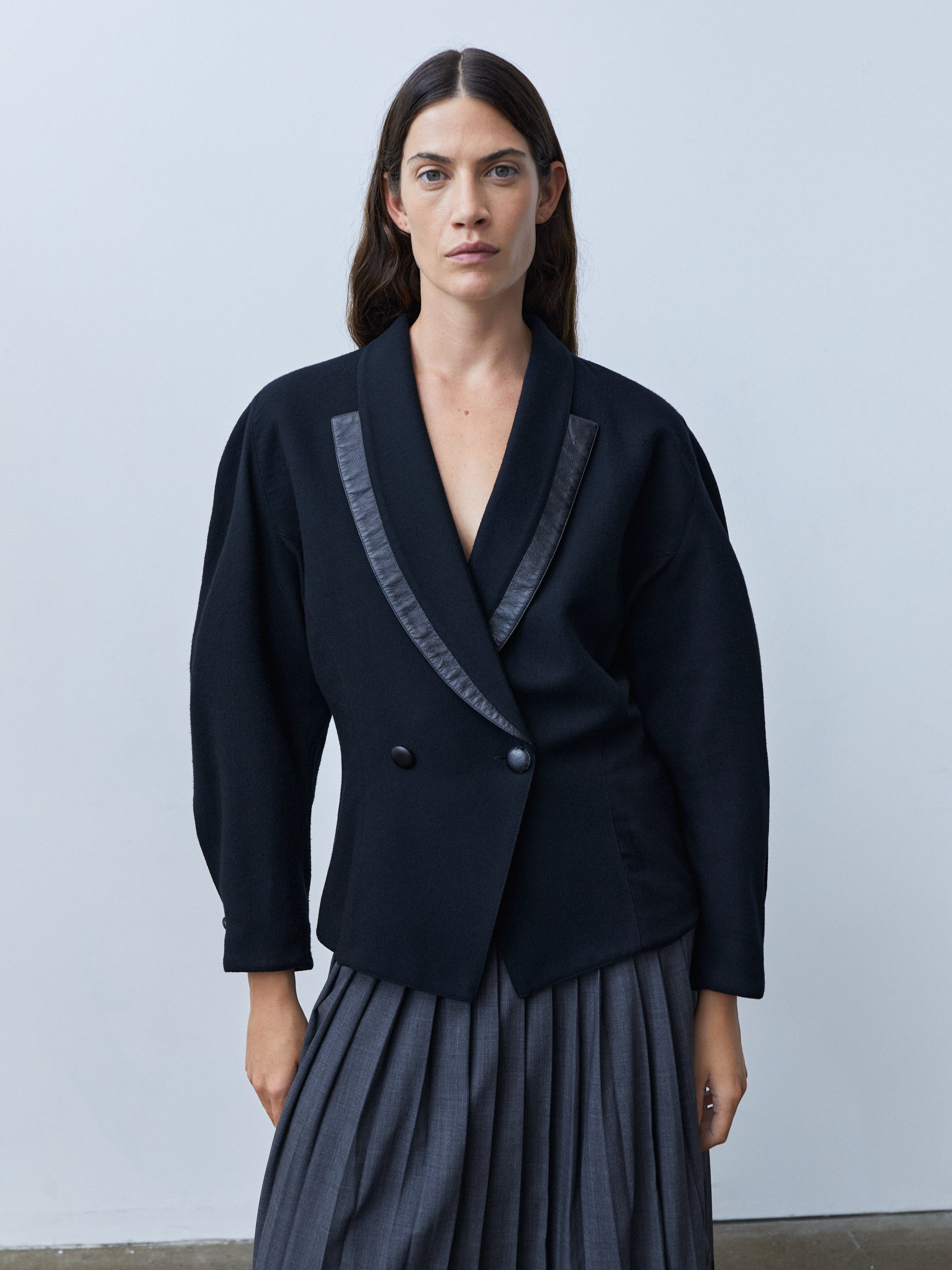 ROUND TAILORED JACKET