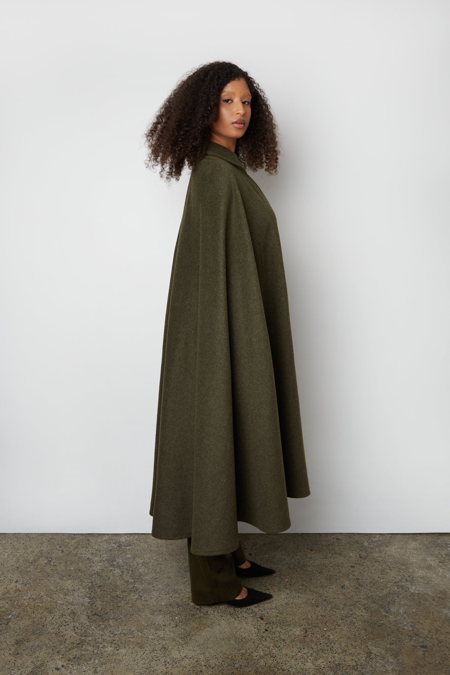 GASTON JAUNET CAPE