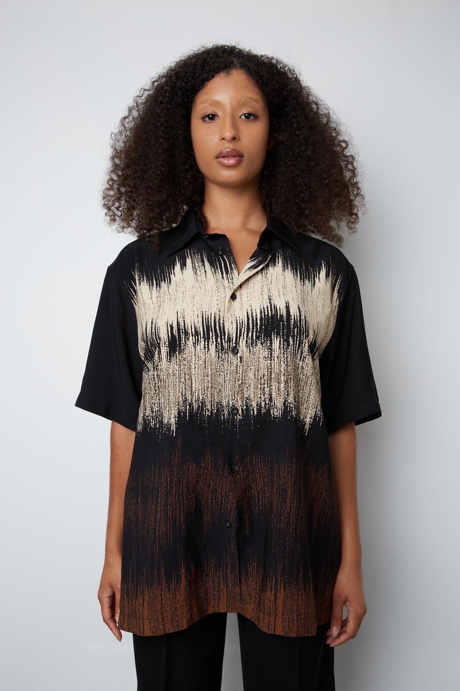 FREQUENCY SHORT SLEEVE SHIRT