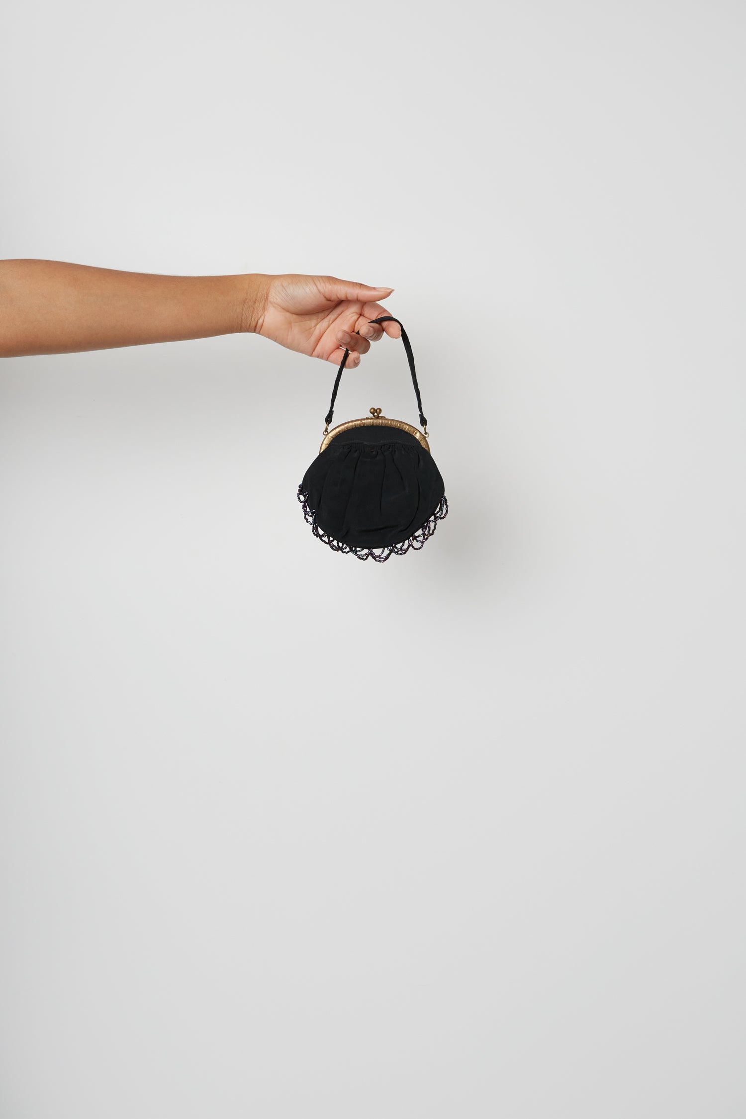 30'S ULTRA MICRO BEADED PURSE