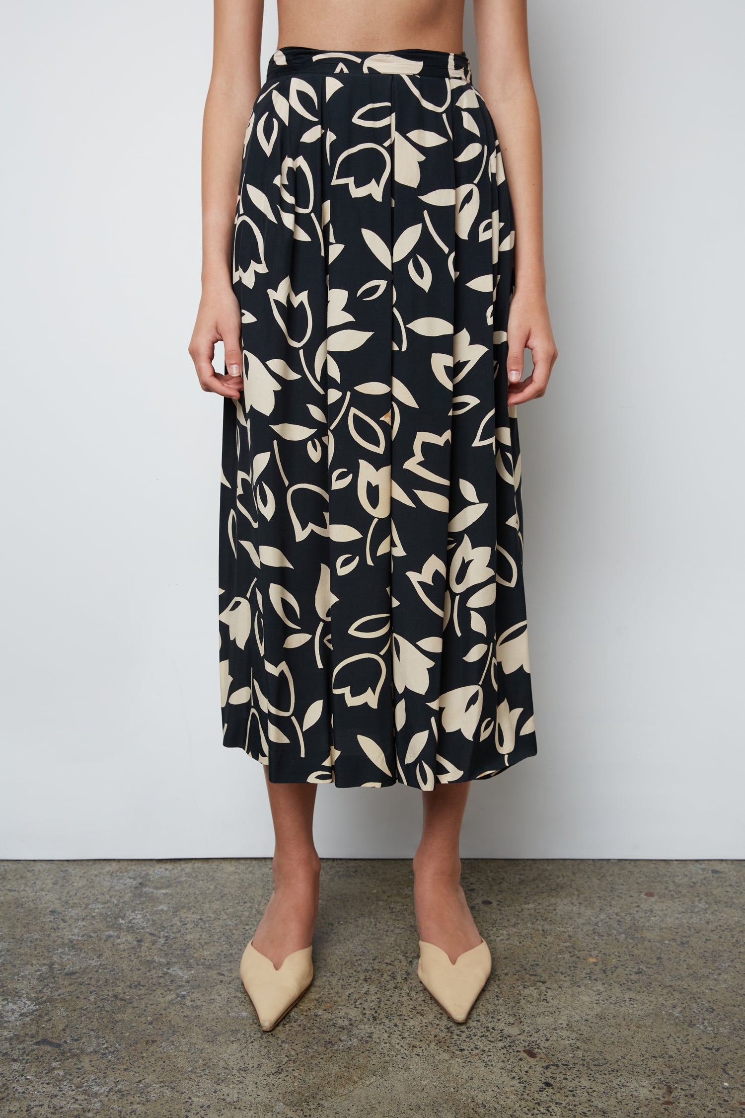 TROPICAL SKIRT SUIT