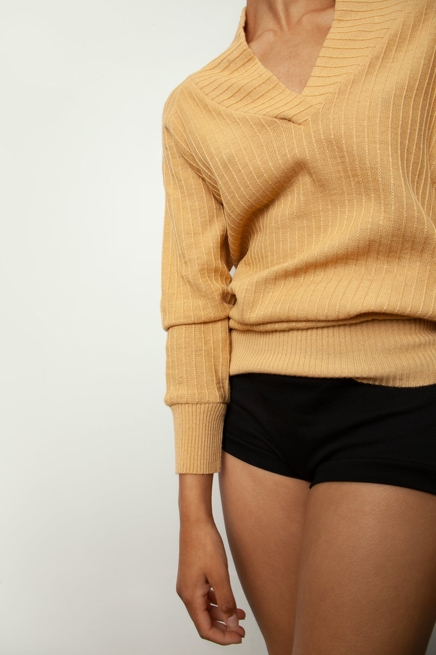 SEVENTIES SWEATER
