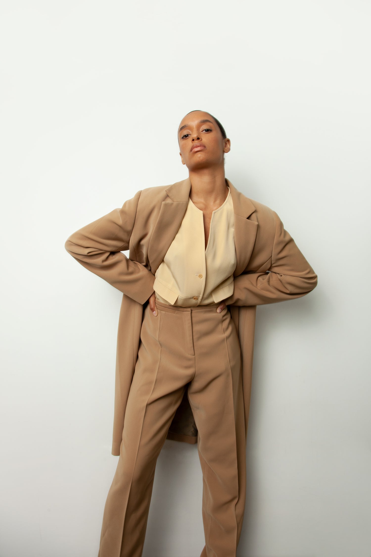 LONGLINE SUIT