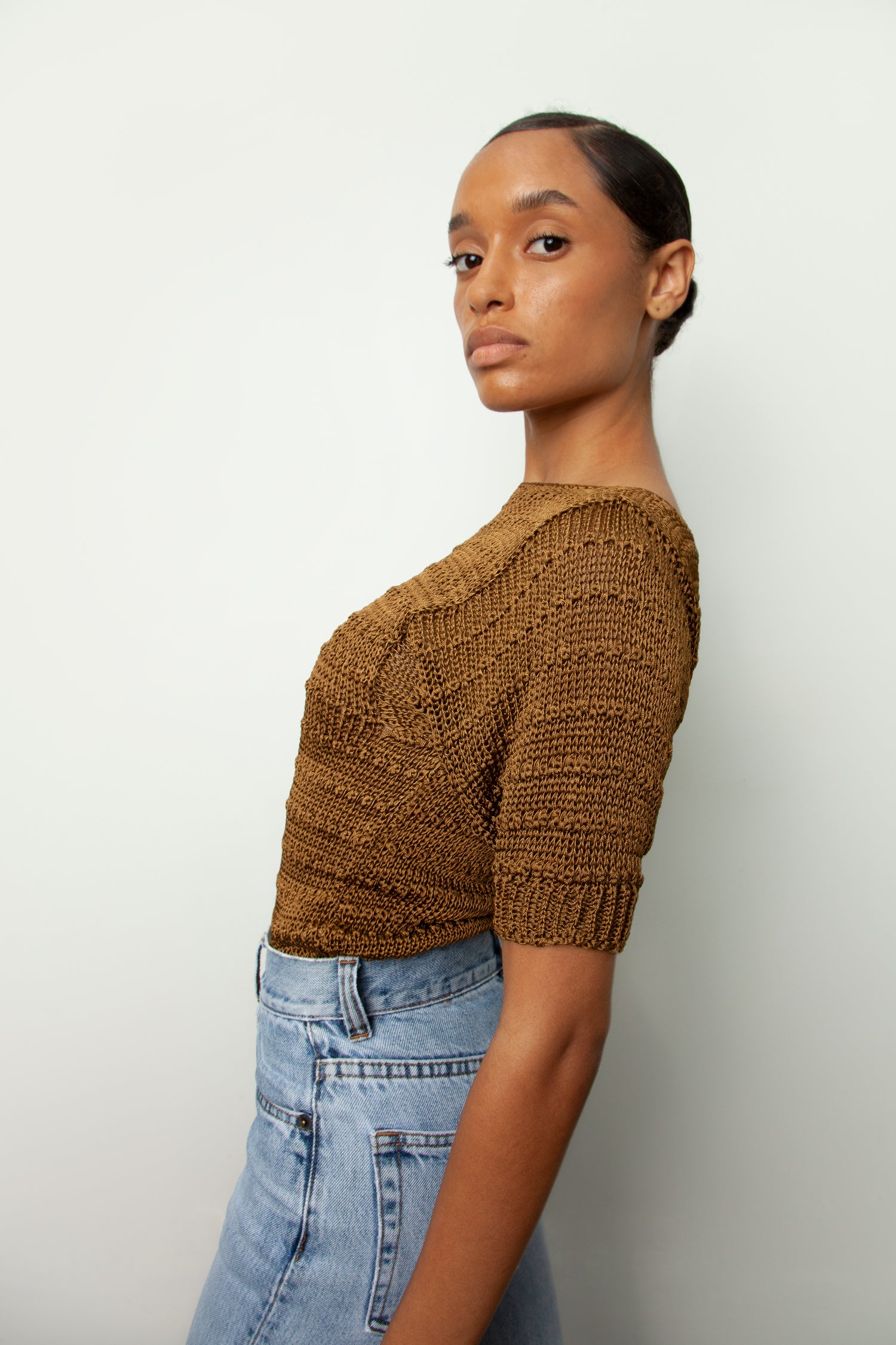 RIBBON KNIT TEE