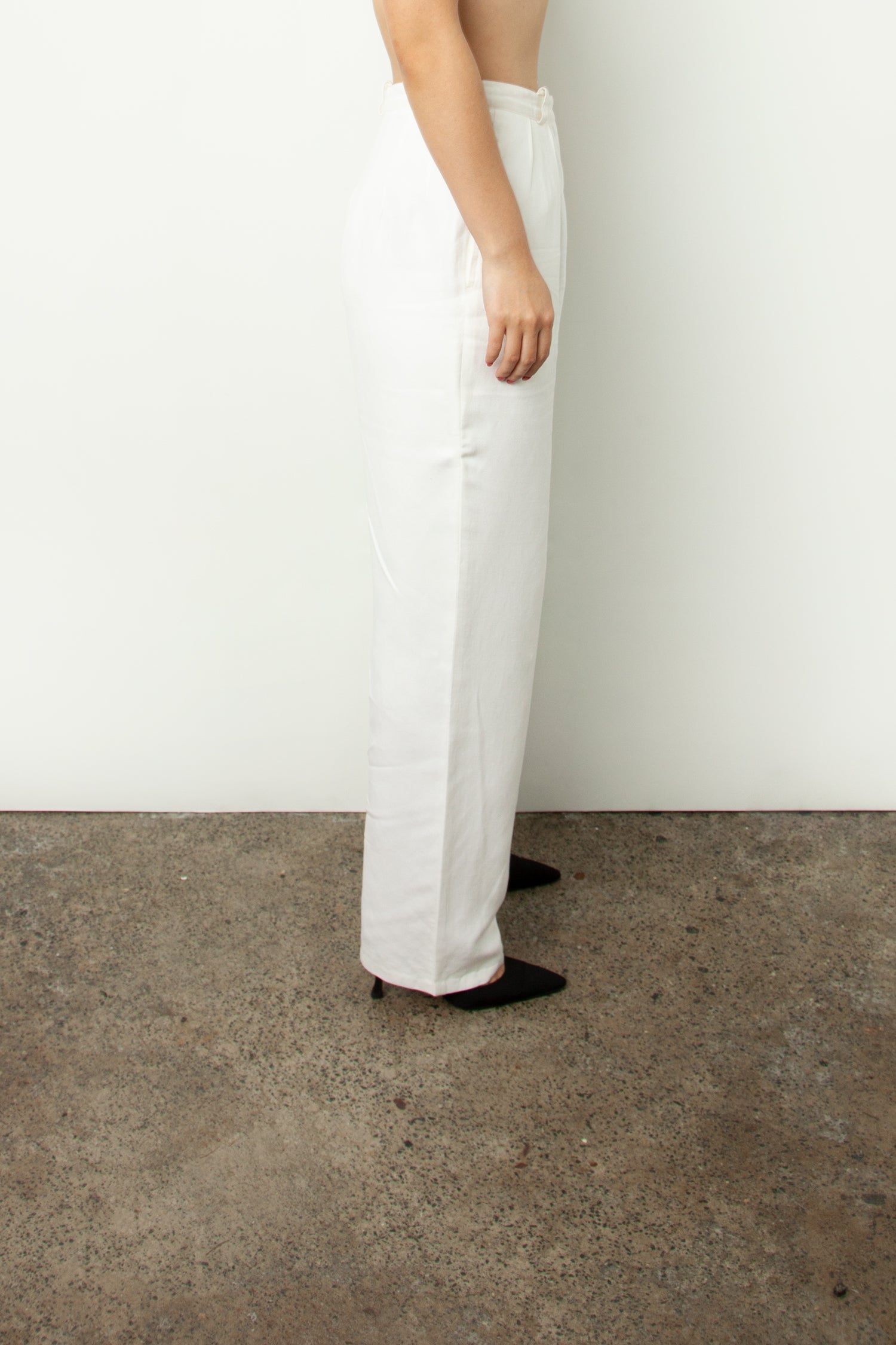 LINEN TROUSER
