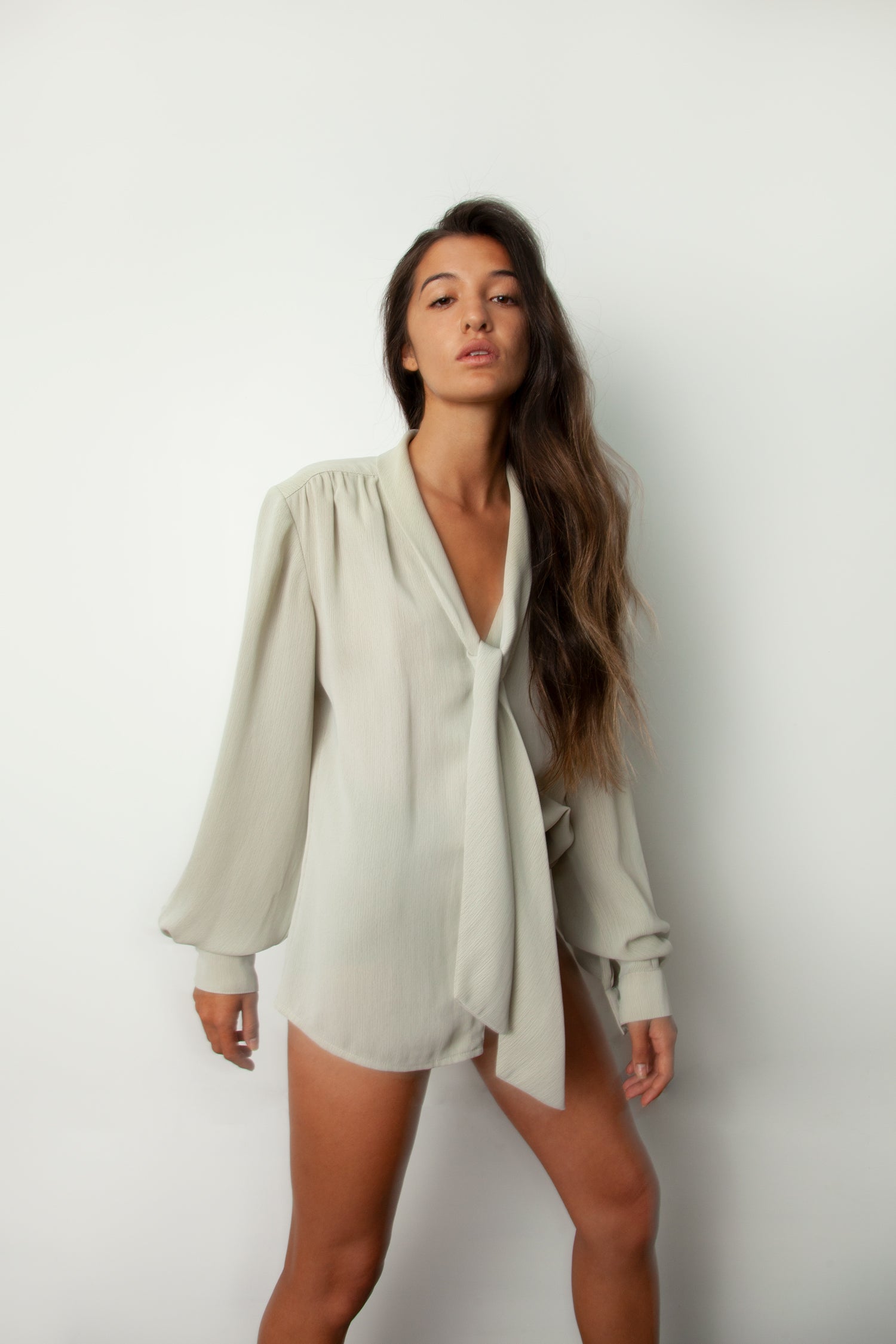 PUSSY BOW BLOUSE