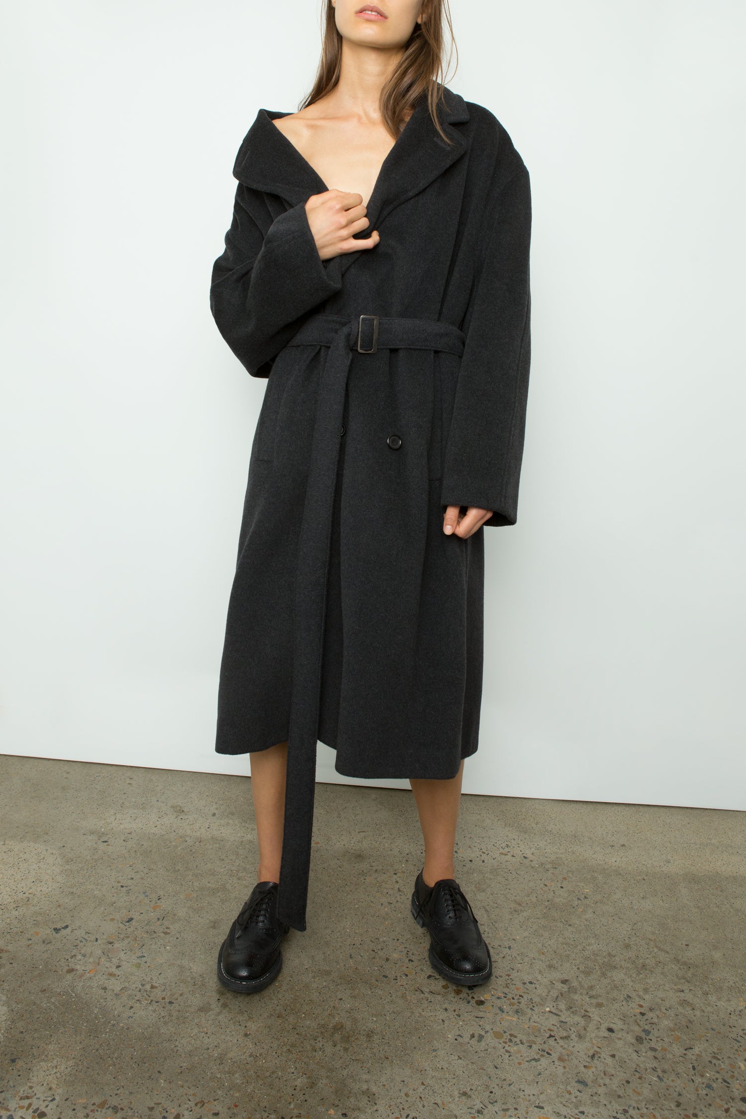OVERSIZED WOOL COAT