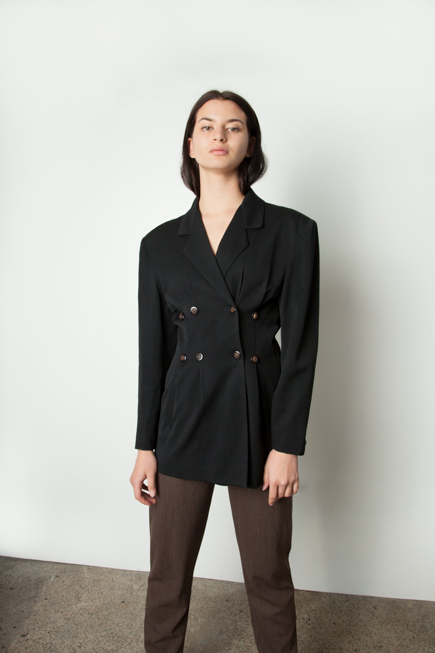 MULTI BUTTONED BLAZER