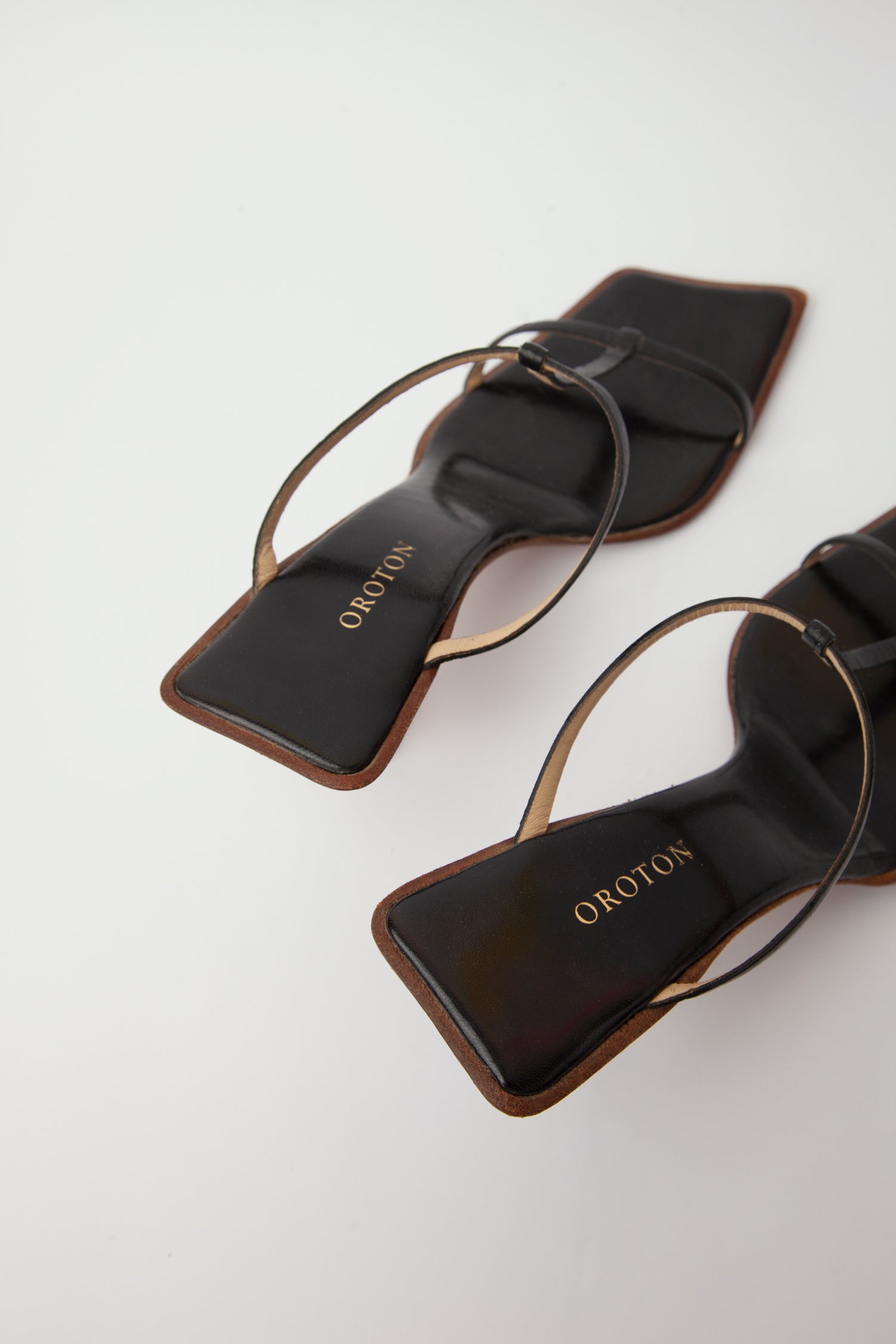 OROTON MULES