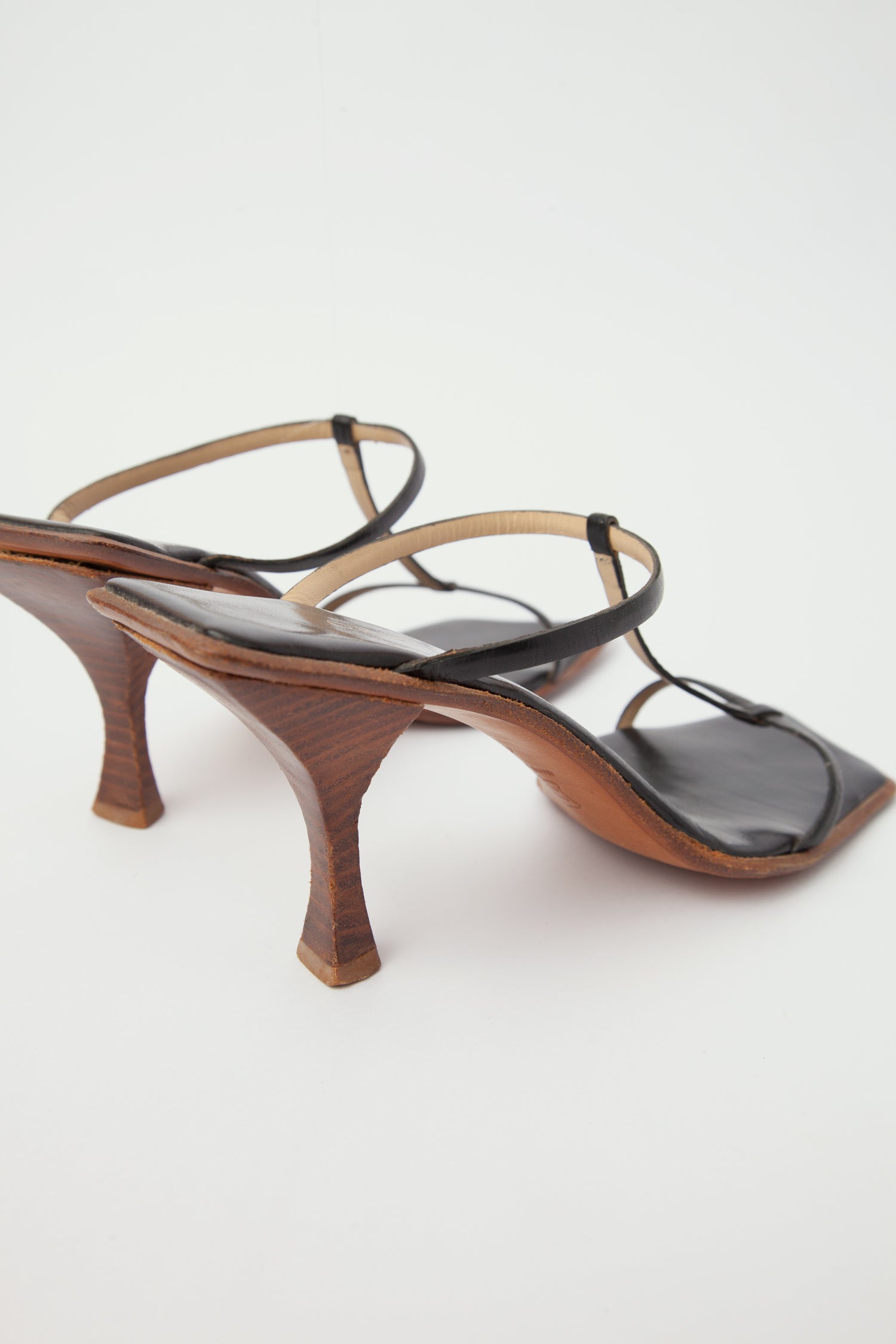 OROTON MULES