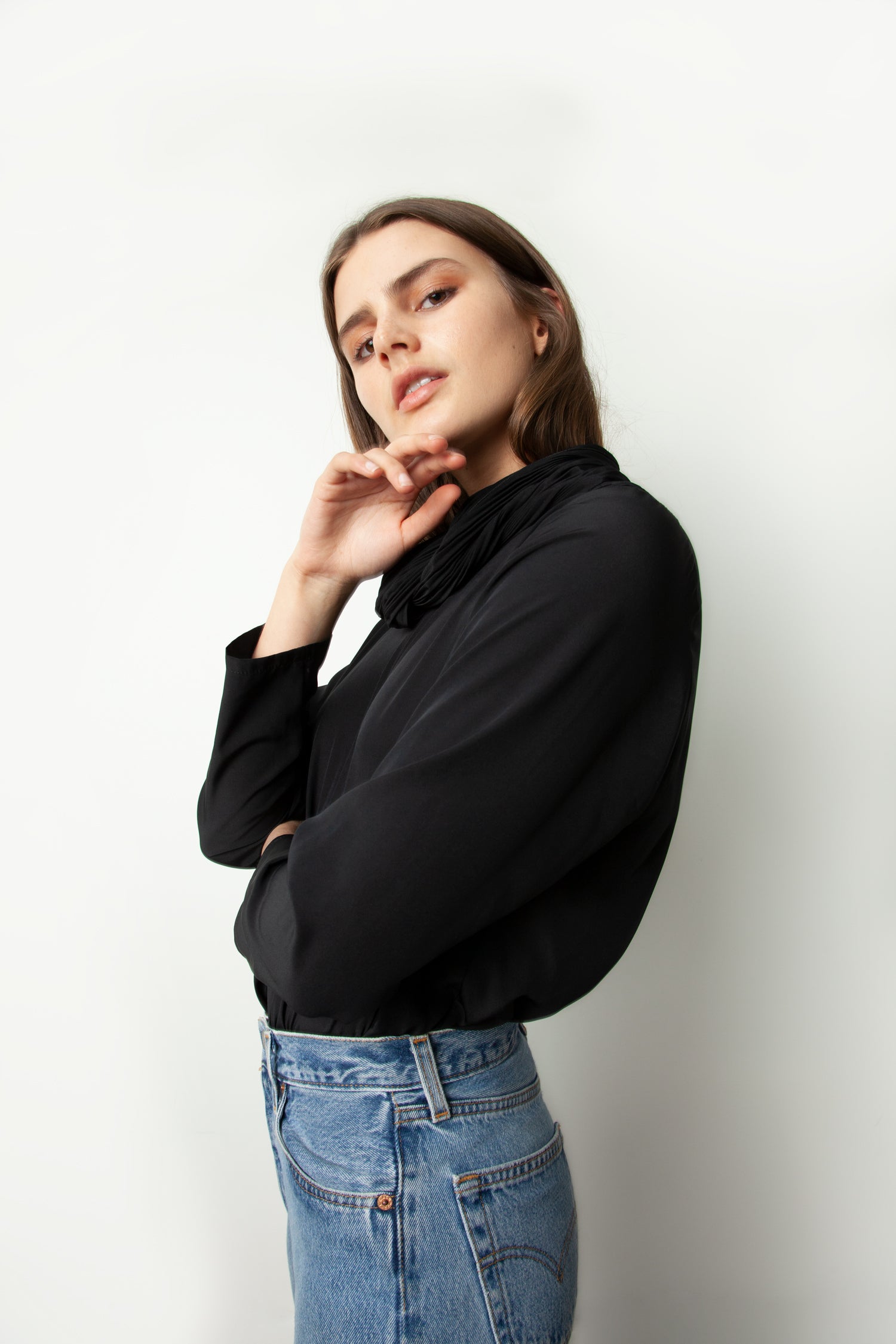 PLEATED NECK BLOUSE
