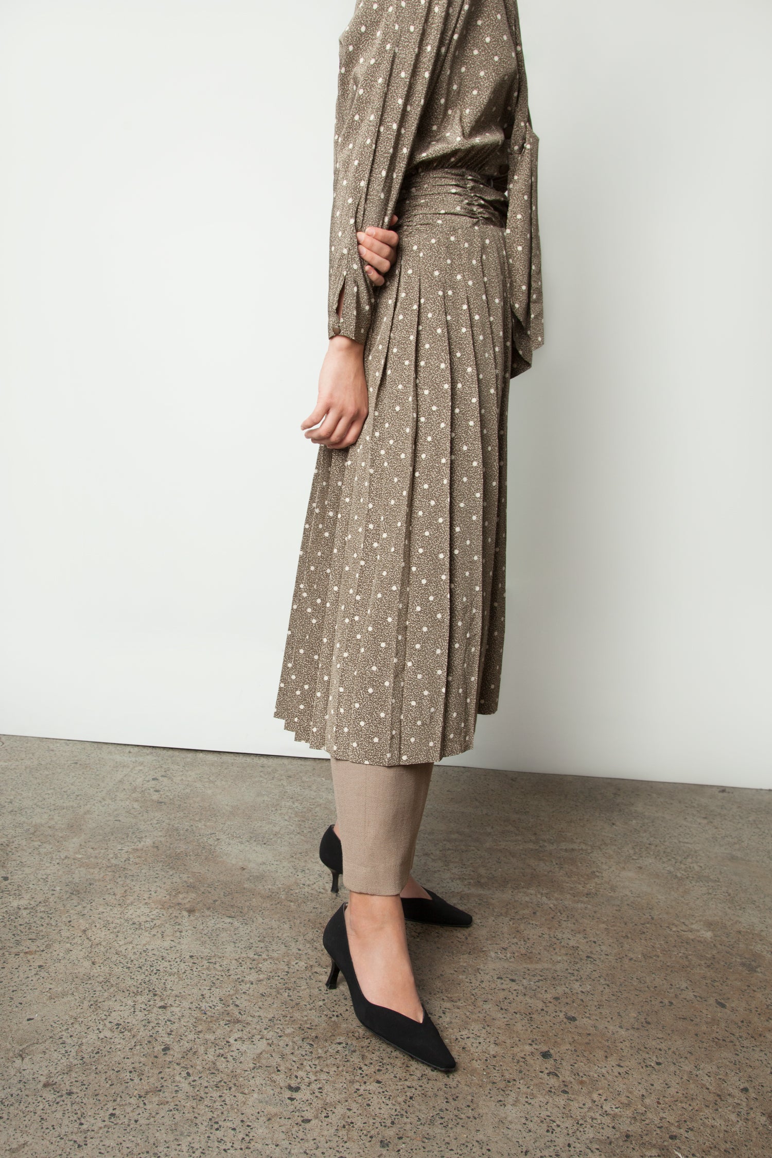 PLEATED MIDI DRESS