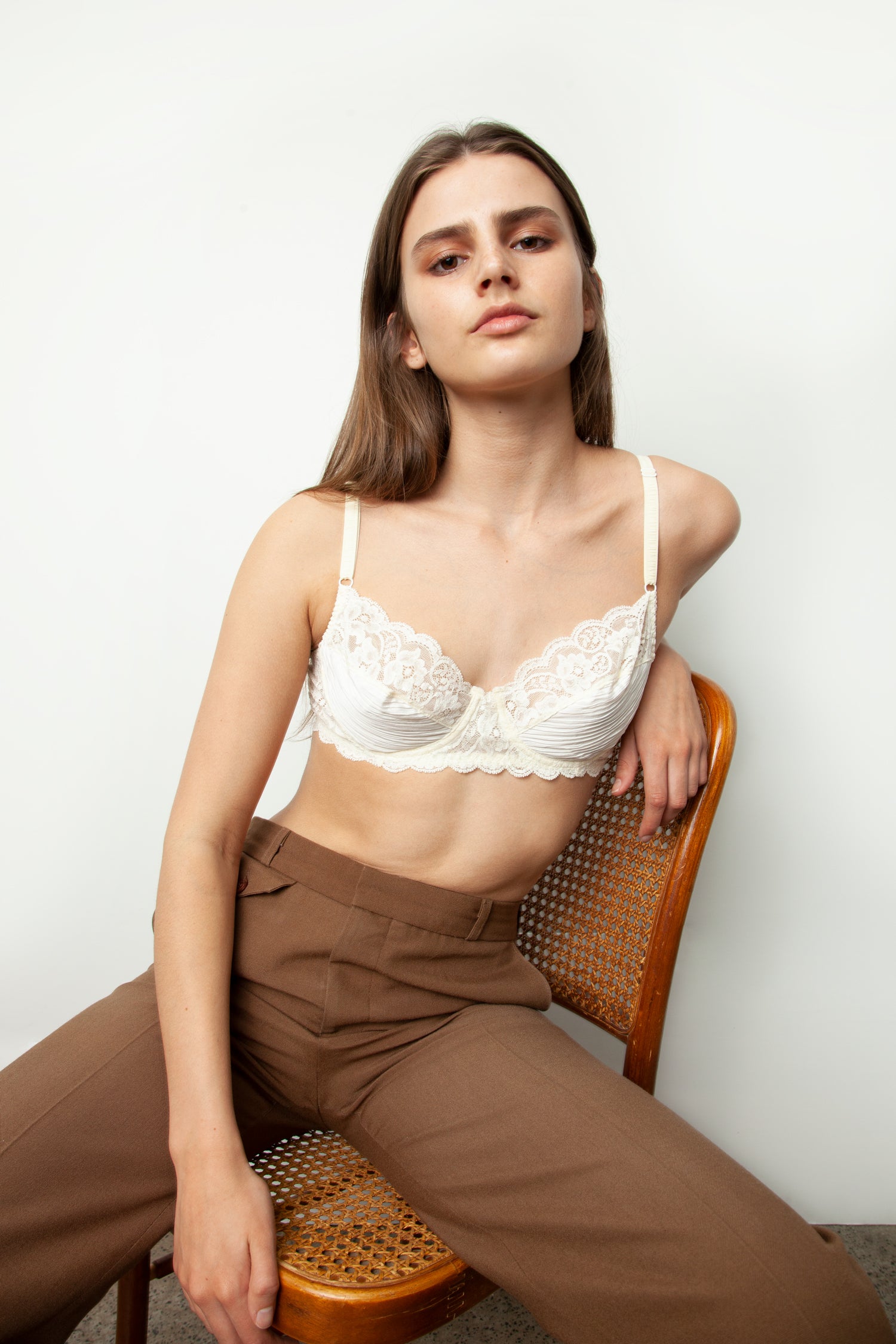 LACE BRA