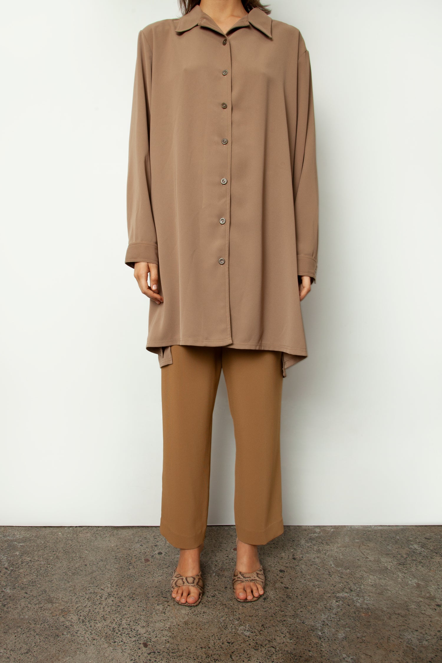 OVERSIZED SHIRT
