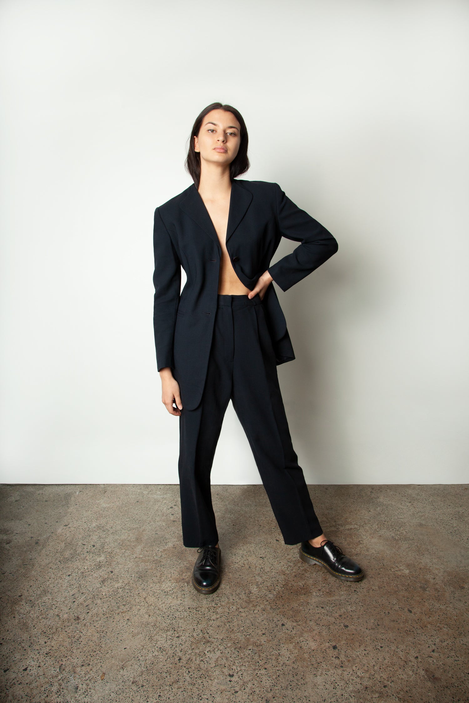 NAVY SUIT