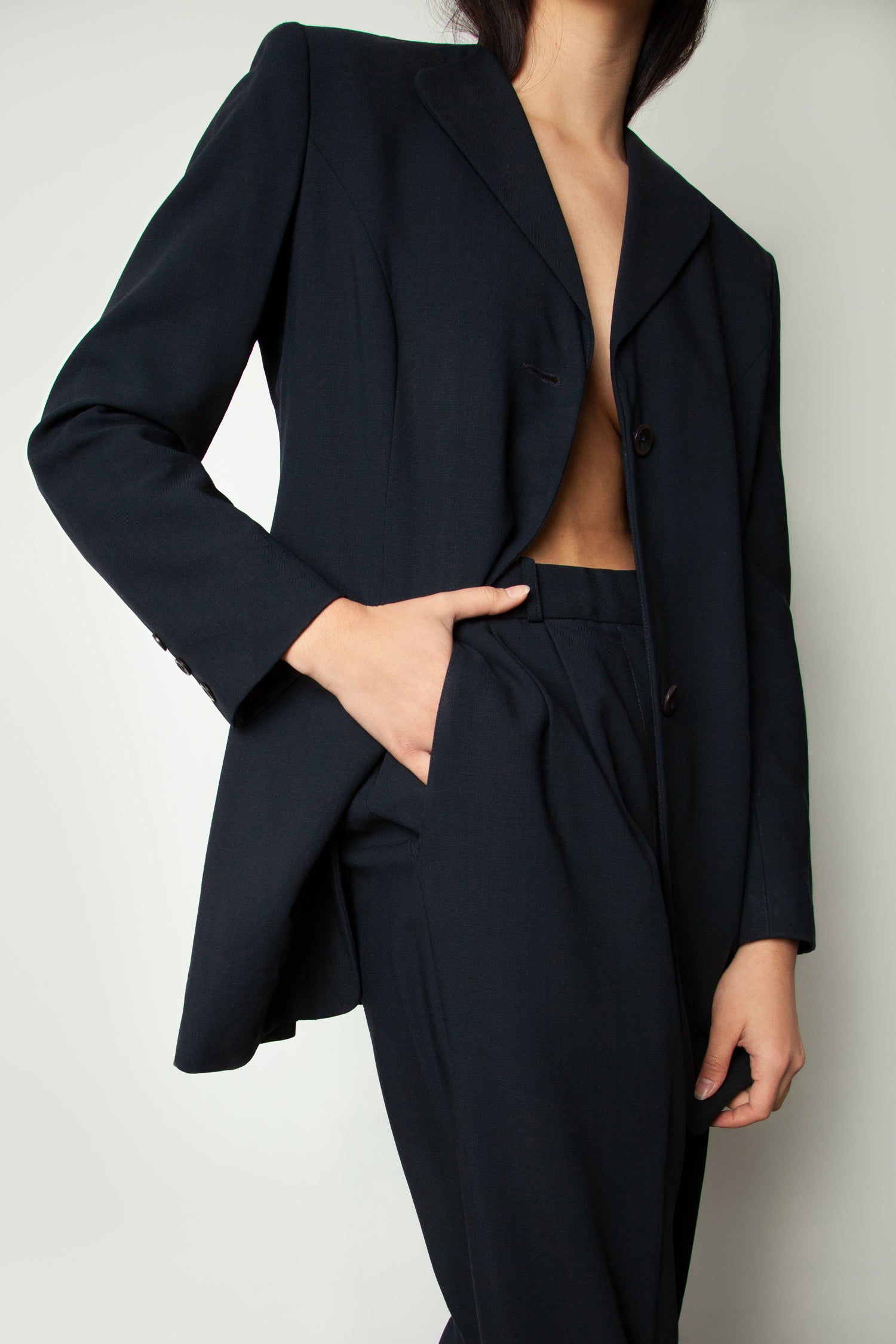 NAVY SUIT