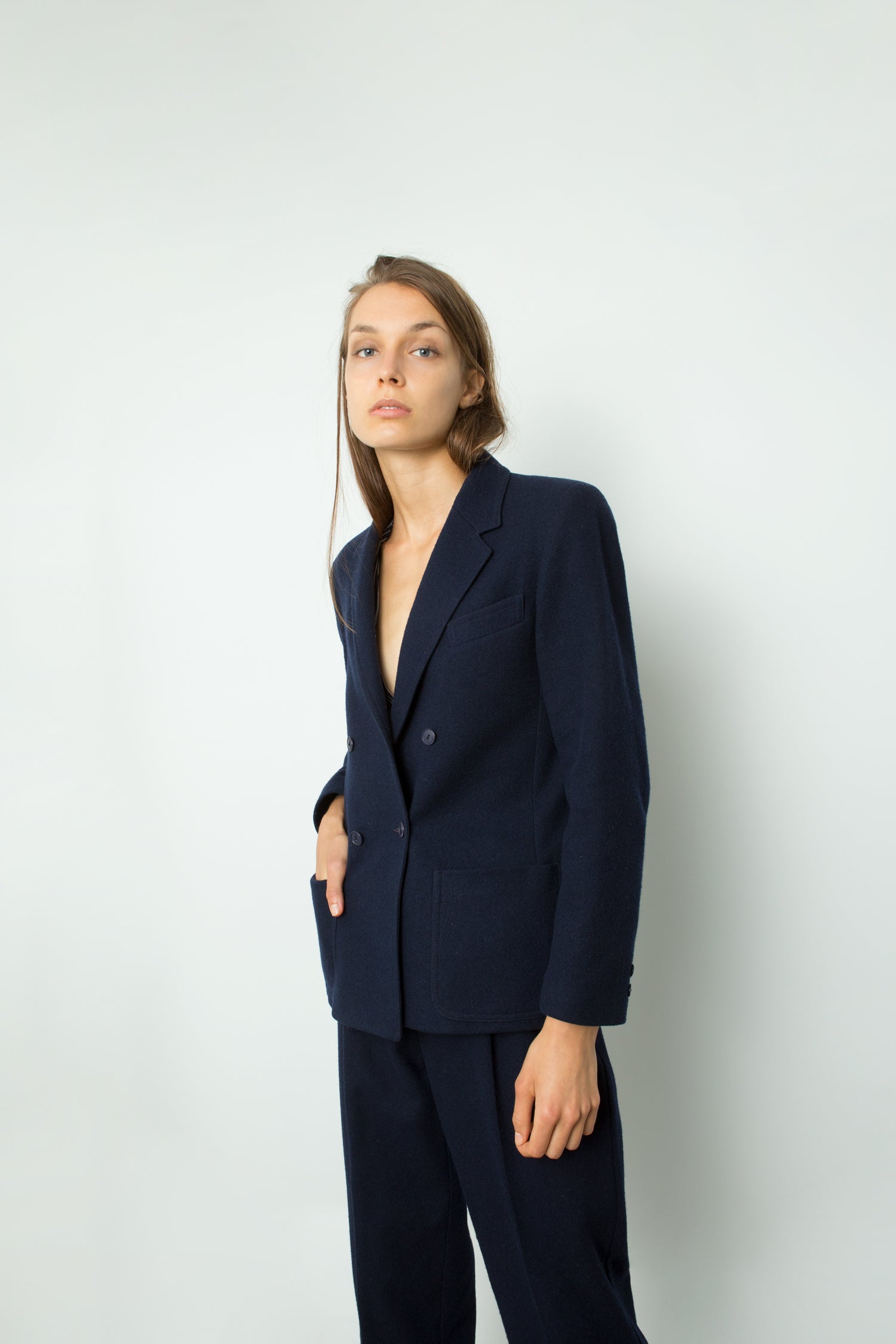 DOUBLE BREASTED WOOL SUIT