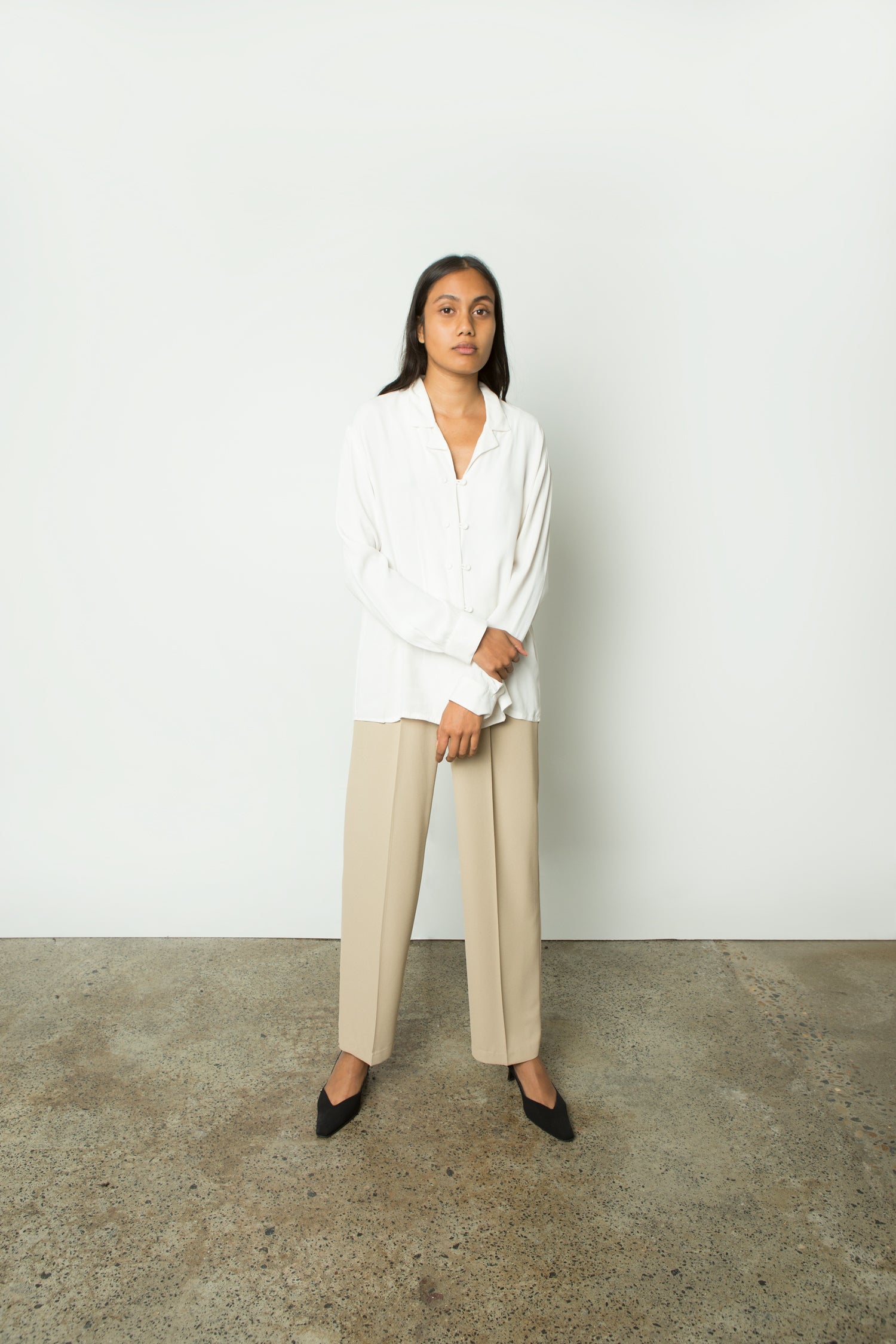 COVERED BUTTON BLOUSE