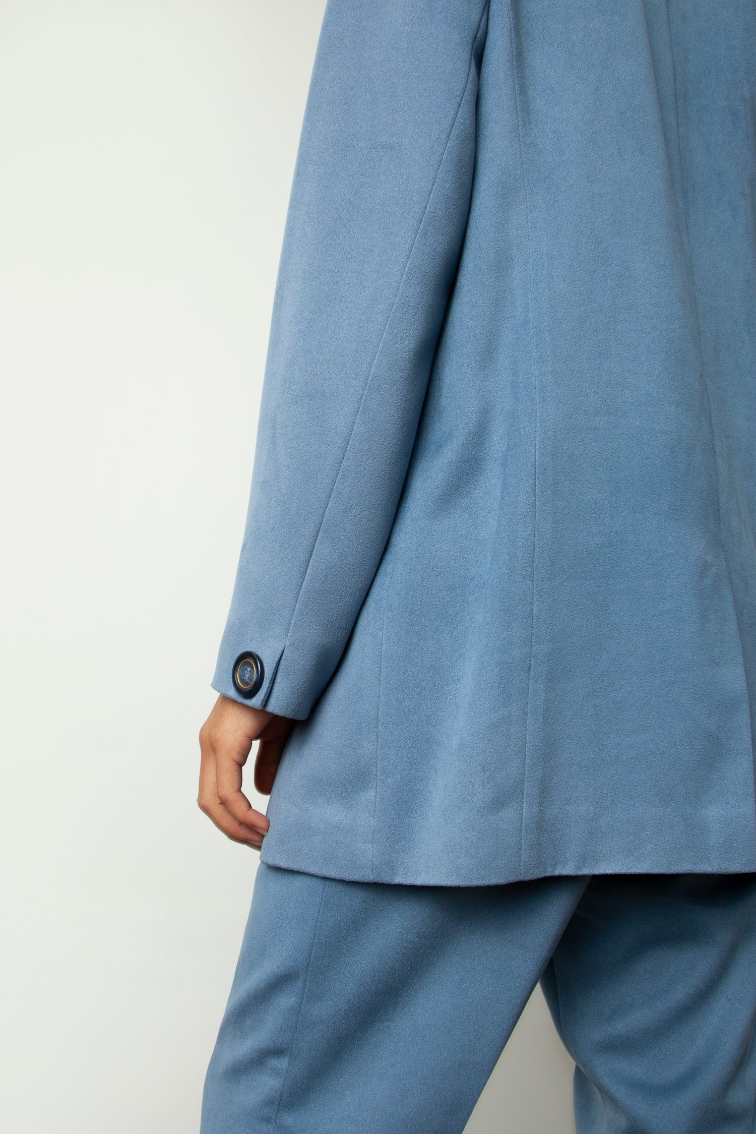 BRUSHED SUIT