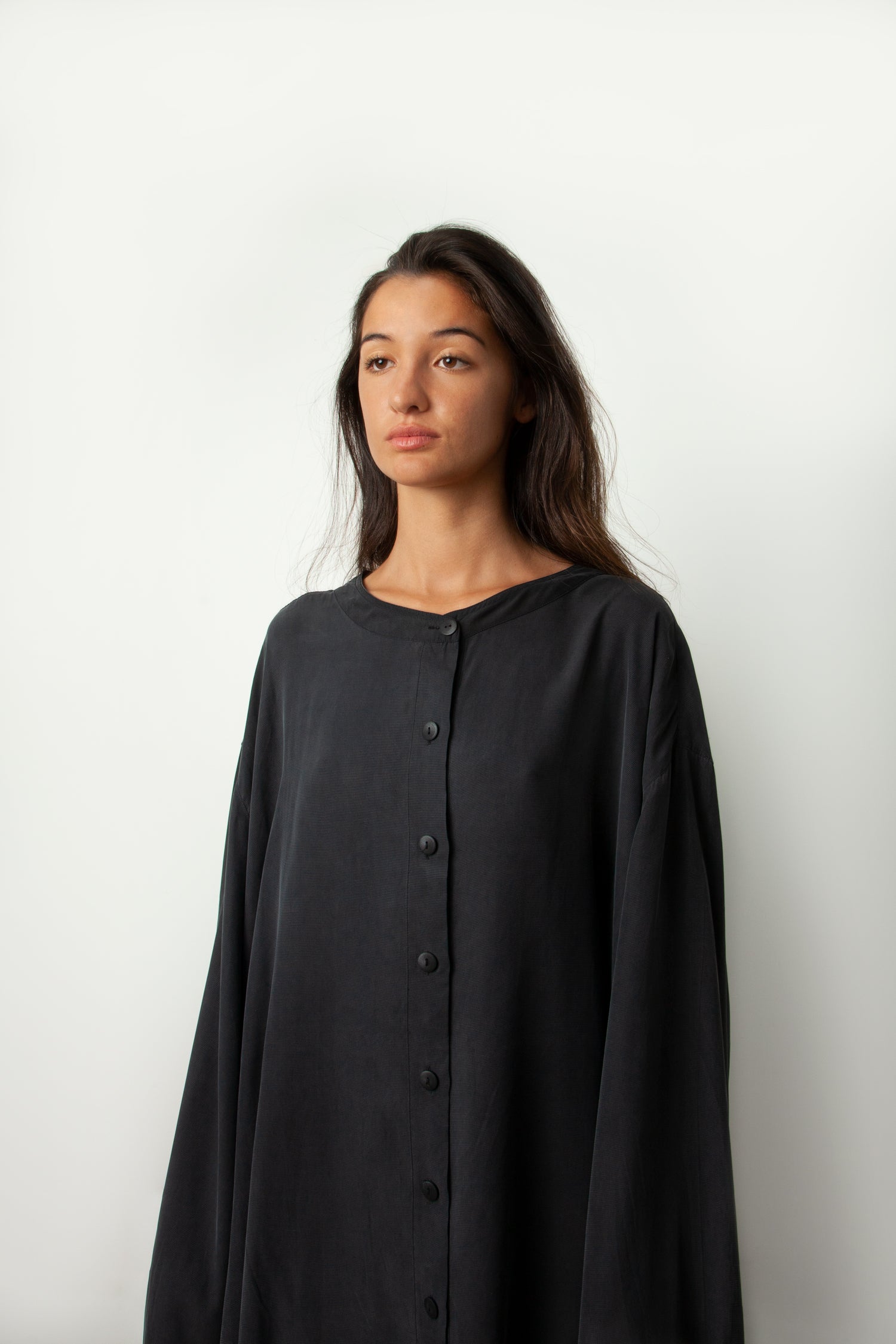 OVERSIZED SILK SHIRT