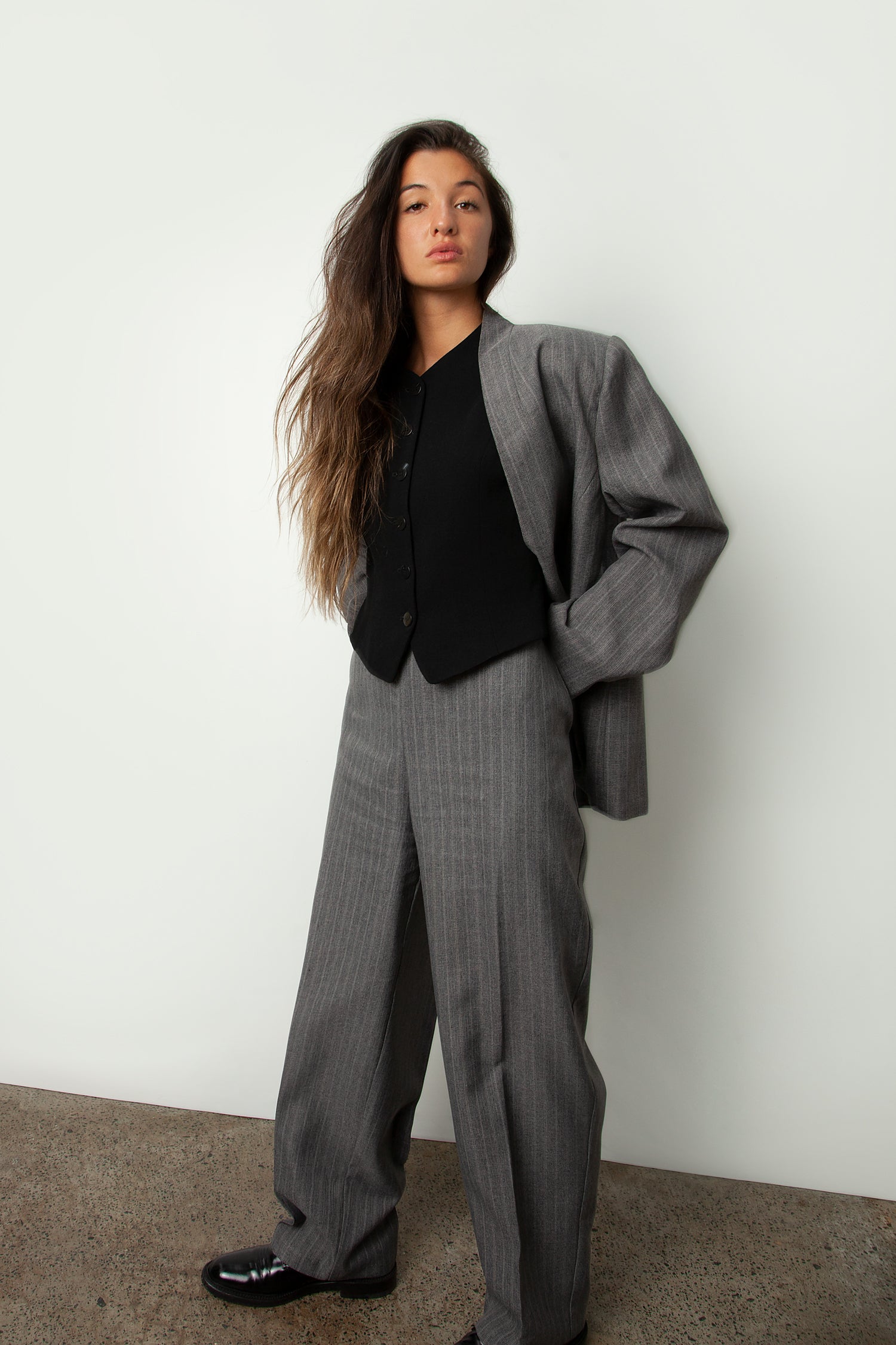 STRIPE SUIT