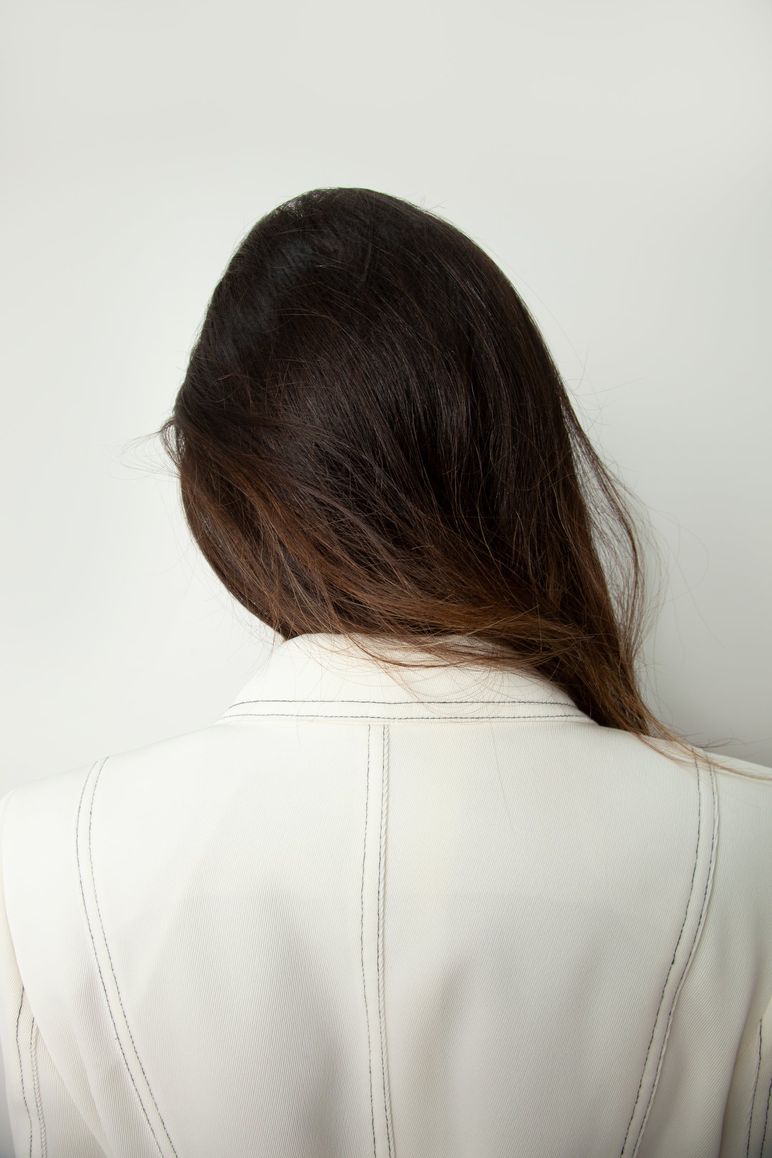 TOPSTITCHED SUIT